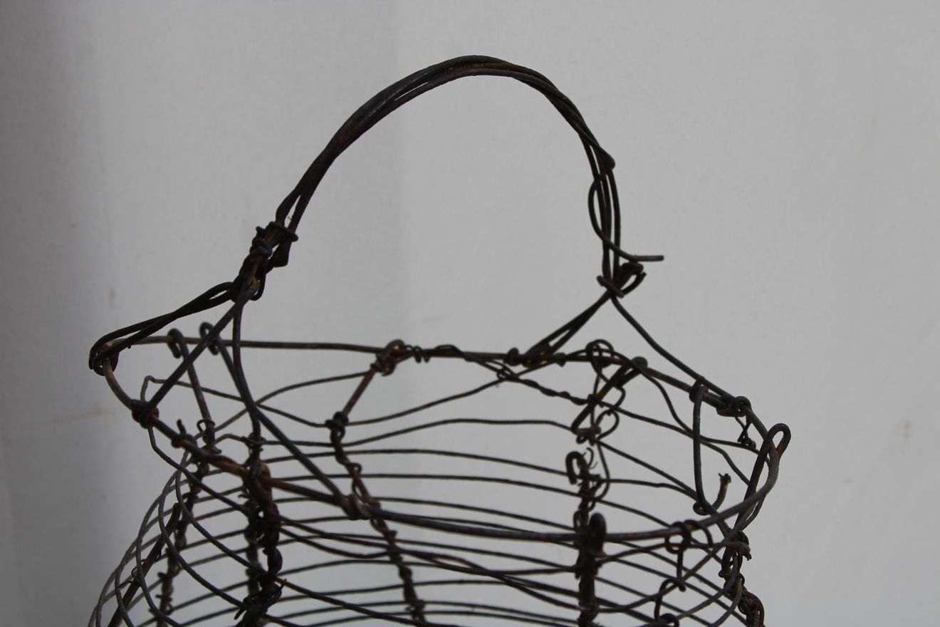 Egg basket