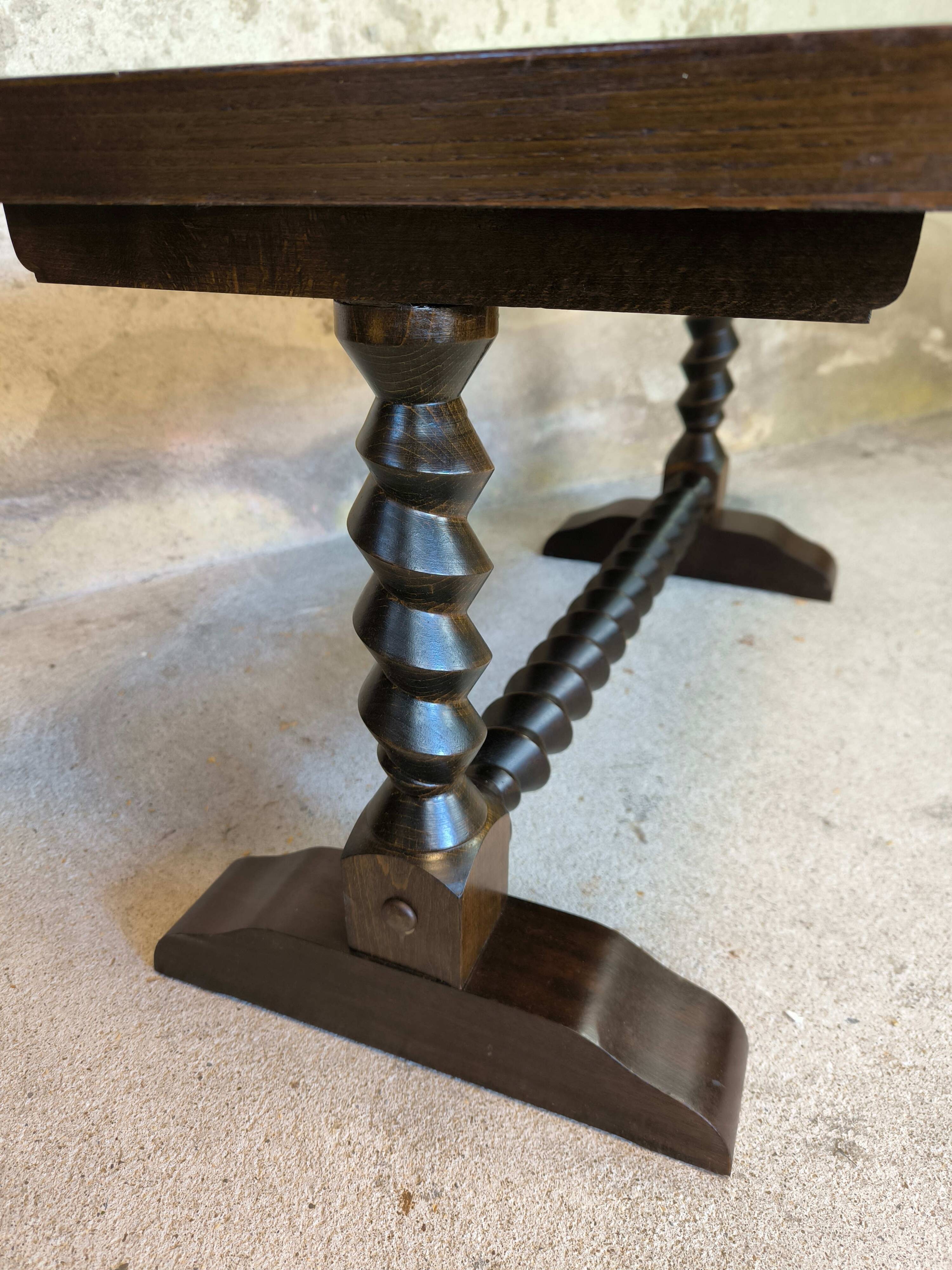 Vintage coffee table with turned wood legs