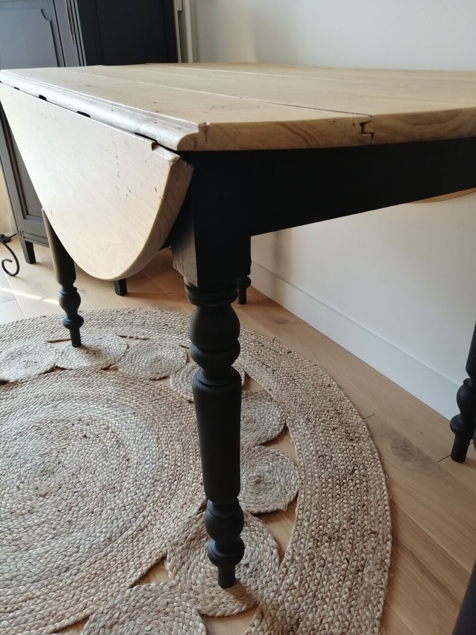 Louis Philippe style round table
