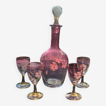 Enamelled pink liquor service