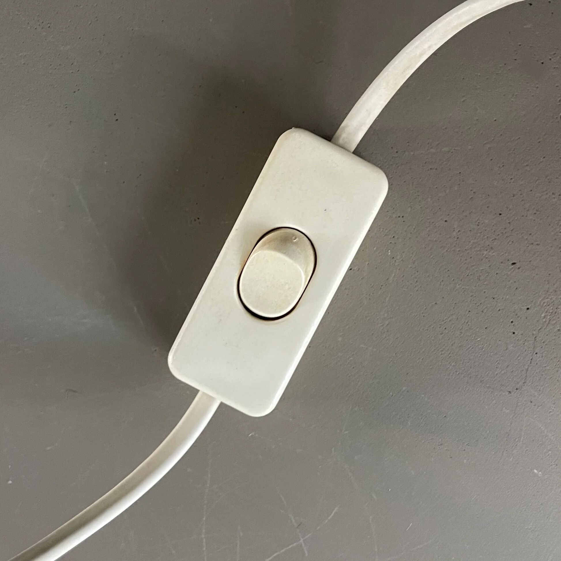 Pair of round base bedside lamps