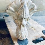 Cast iron bathtub eagle's feet