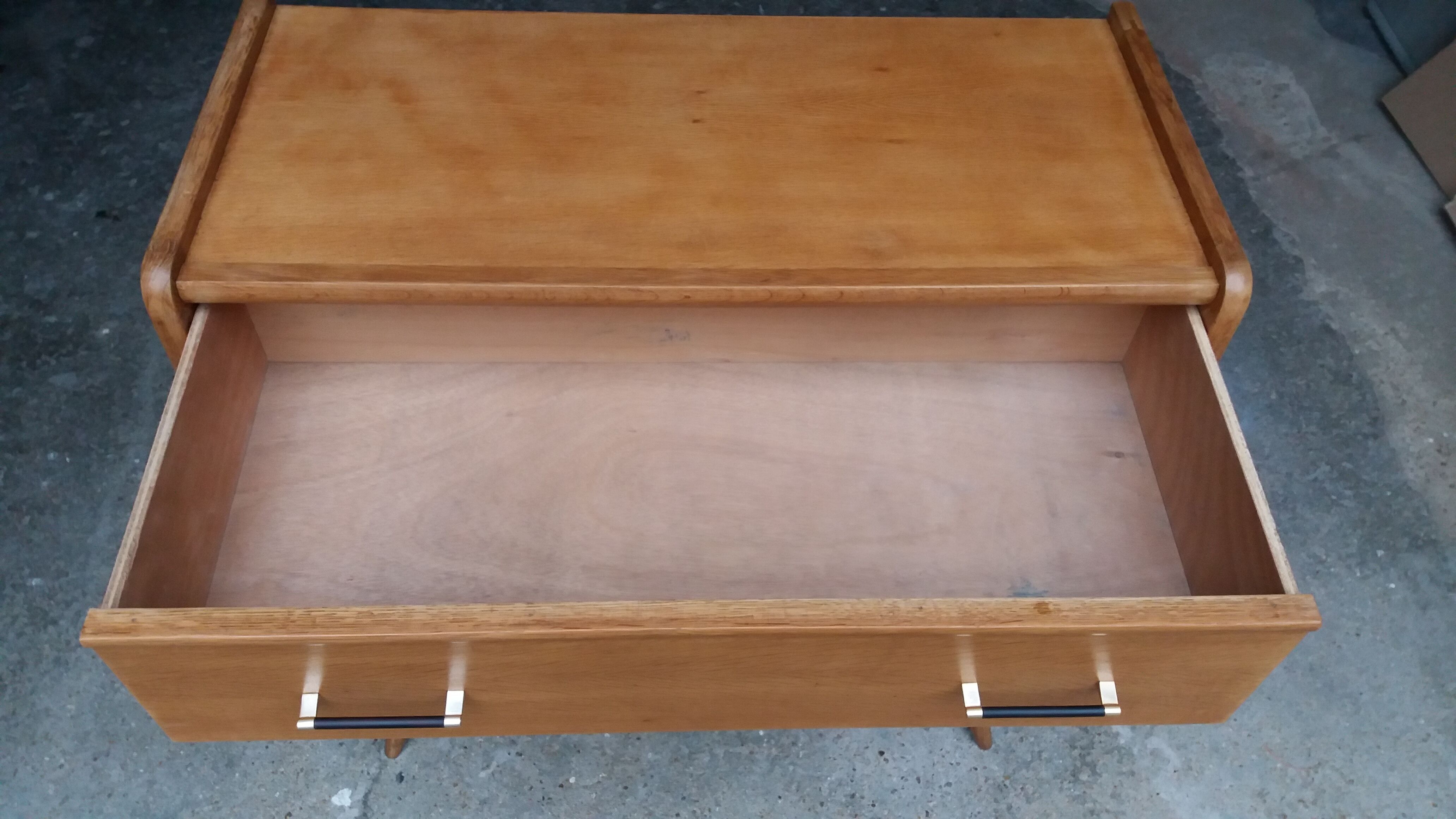 Chest of drawers feet compass 1950.