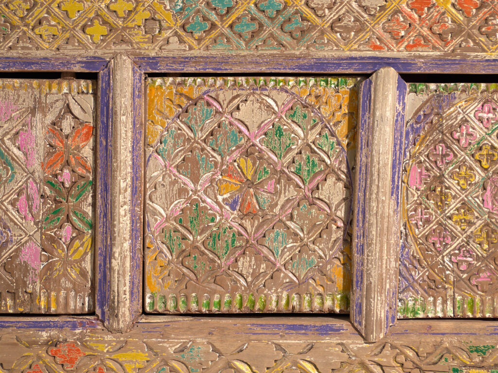 Antique polychrome carved low cabinet in pine – Xinjiang, circa 1900