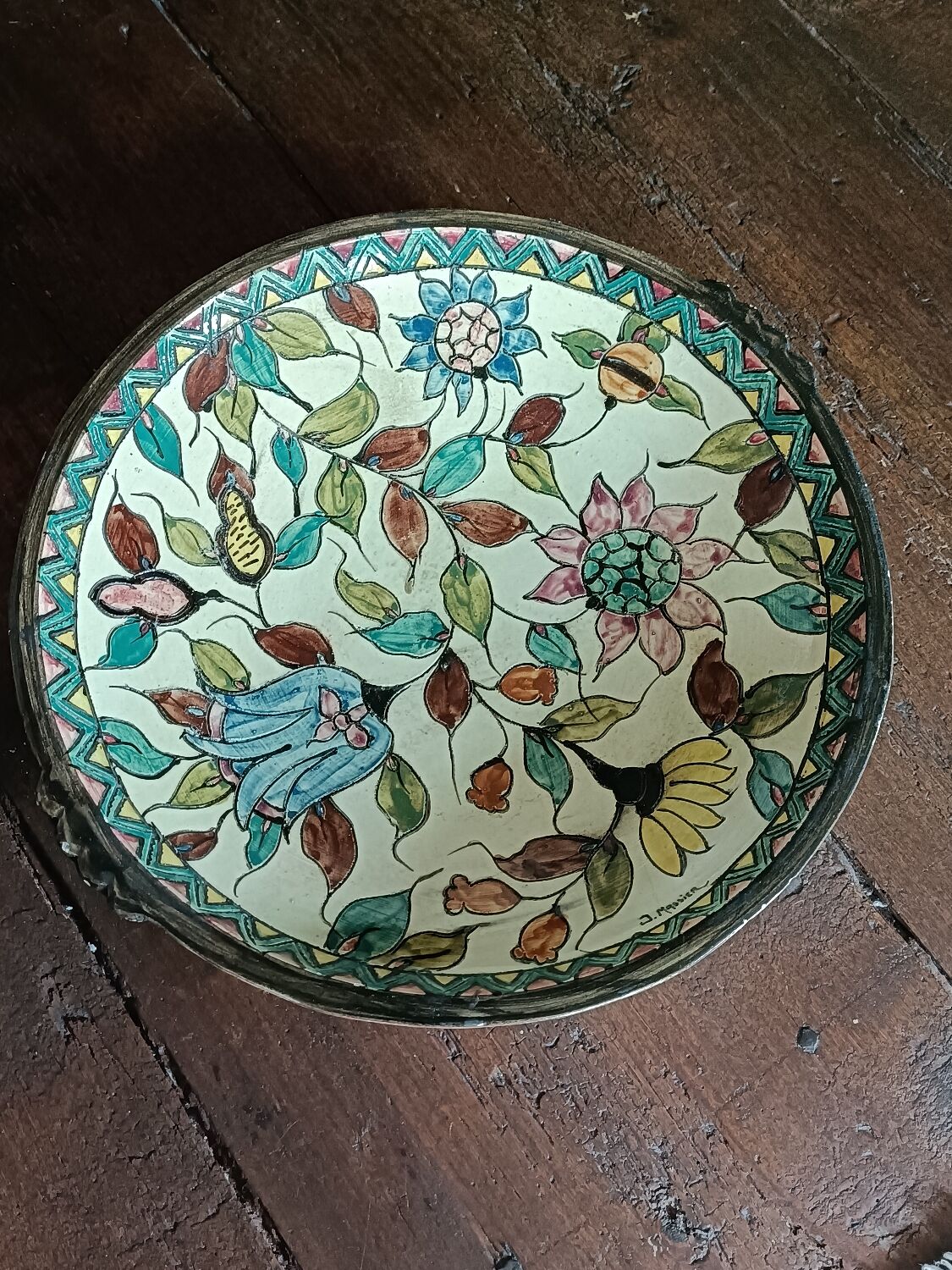 Vallauris dish signed Jérôme Massier