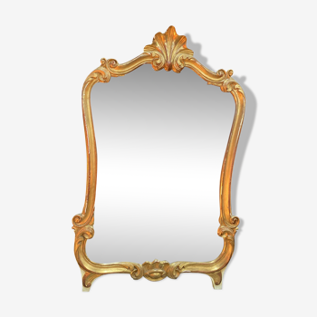 Miroir en bois doré