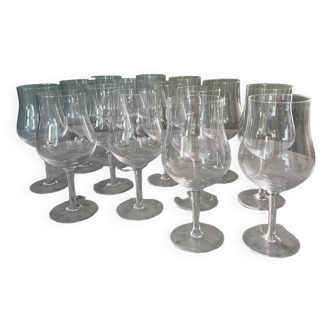 Set of 15 large wine glasses