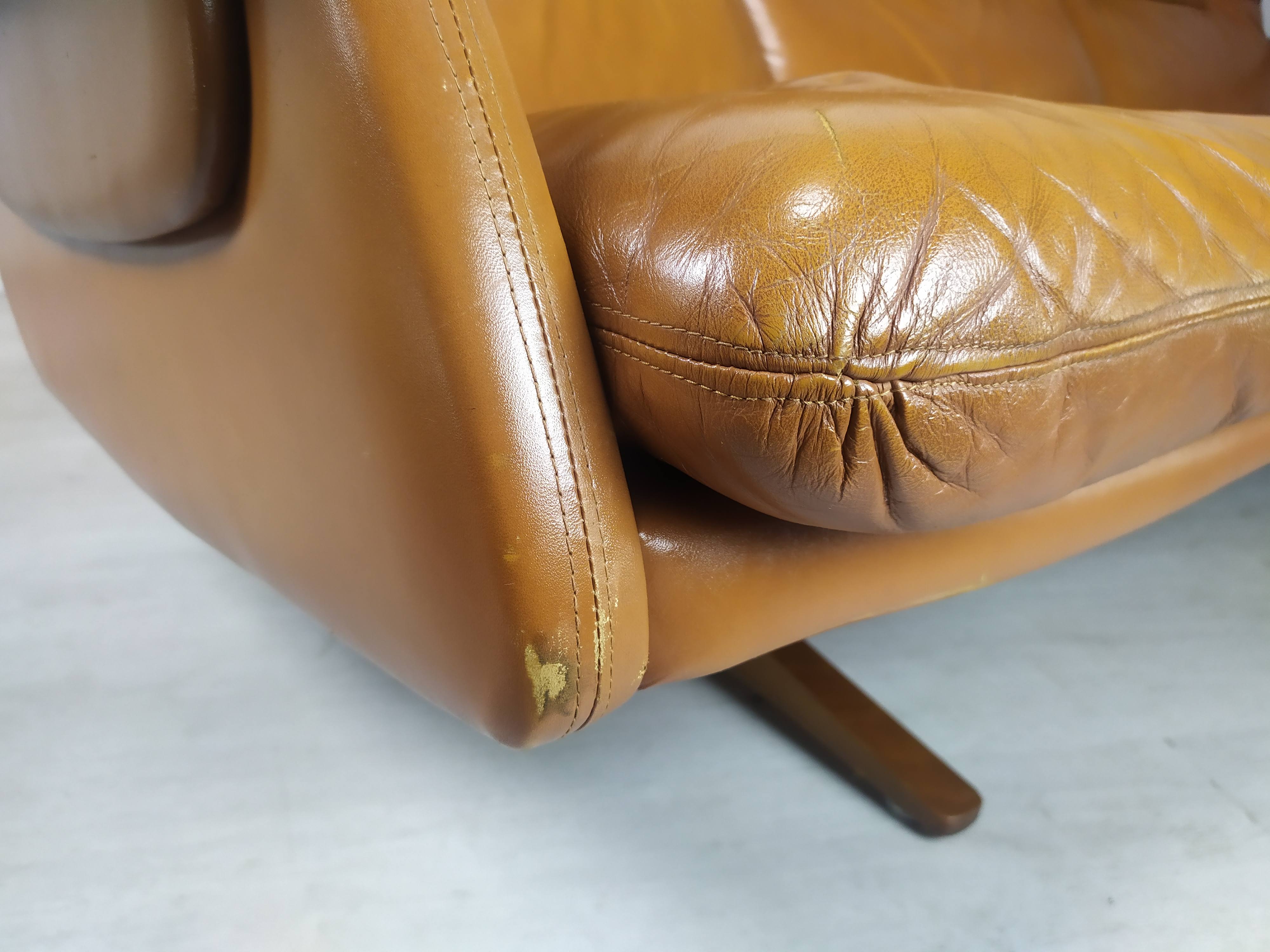 Scandinavian fawn leather sofa