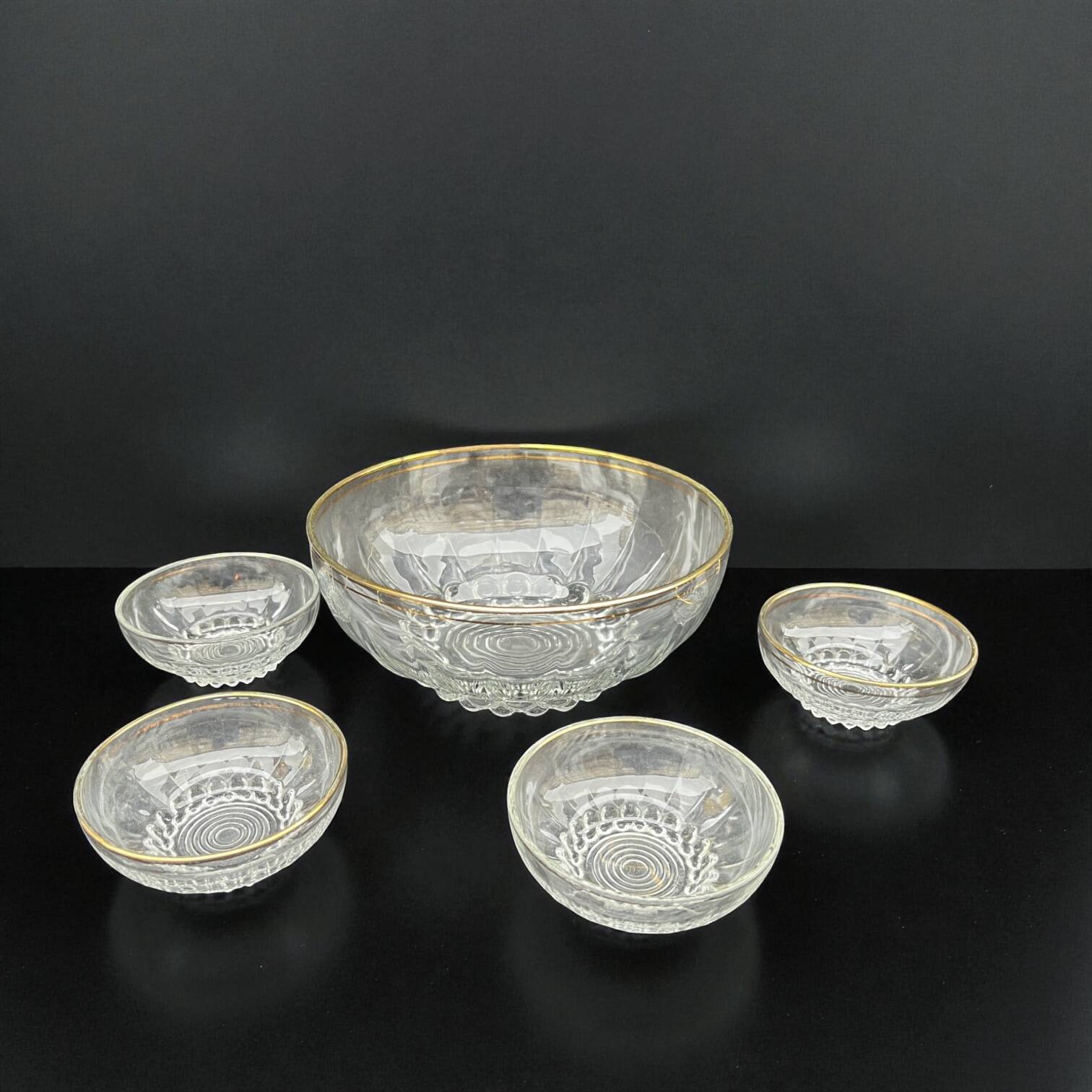 Fruit salad service in molded glass and gilt decoration with balls, 1950