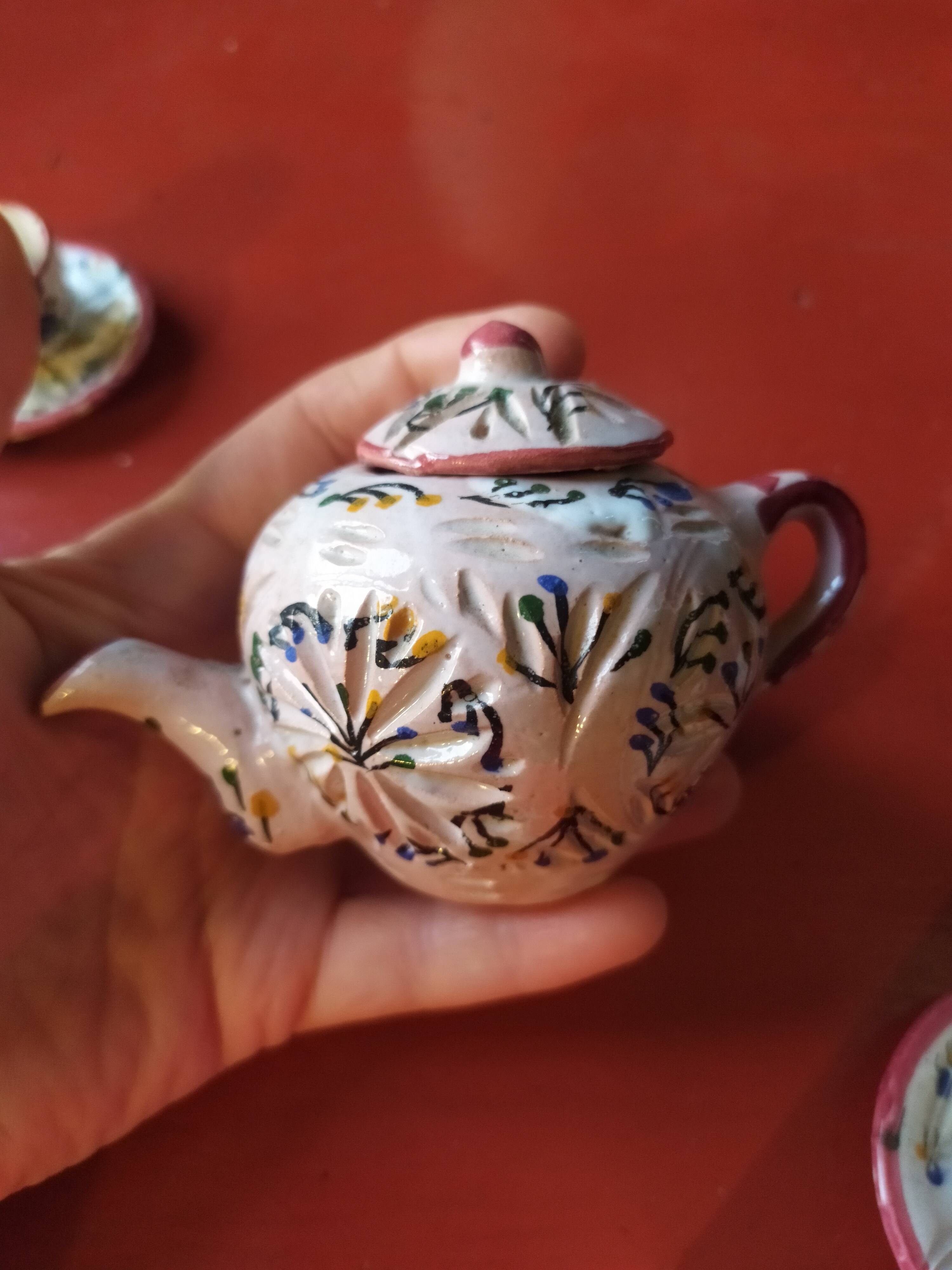 Earthenware dinner set