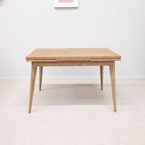 Extendable table