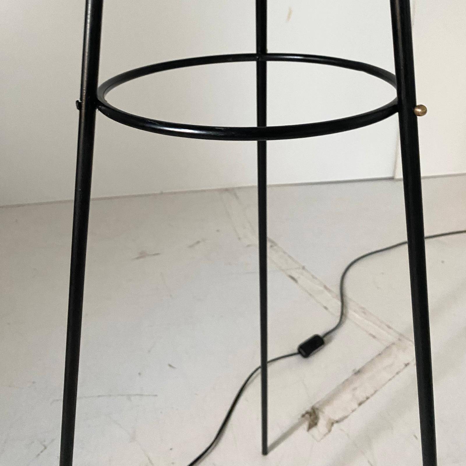 Vintage Stilnovo Floor Lamp, Opaline Glass & Iron, Italy 1950s