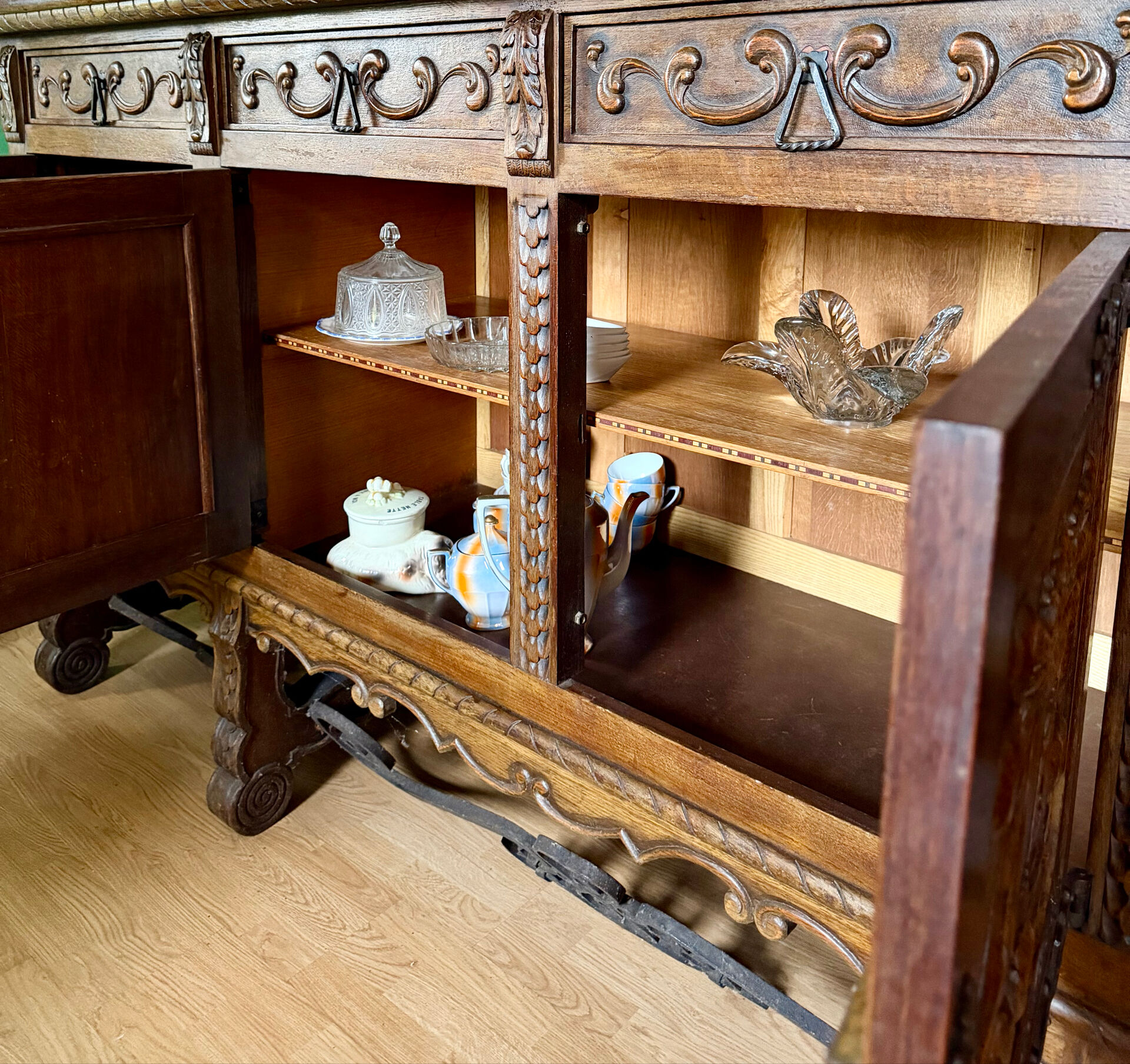 Neo-Renaissance enfilade 20s/50s