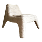 Heated chair in moumoute, sheepskin