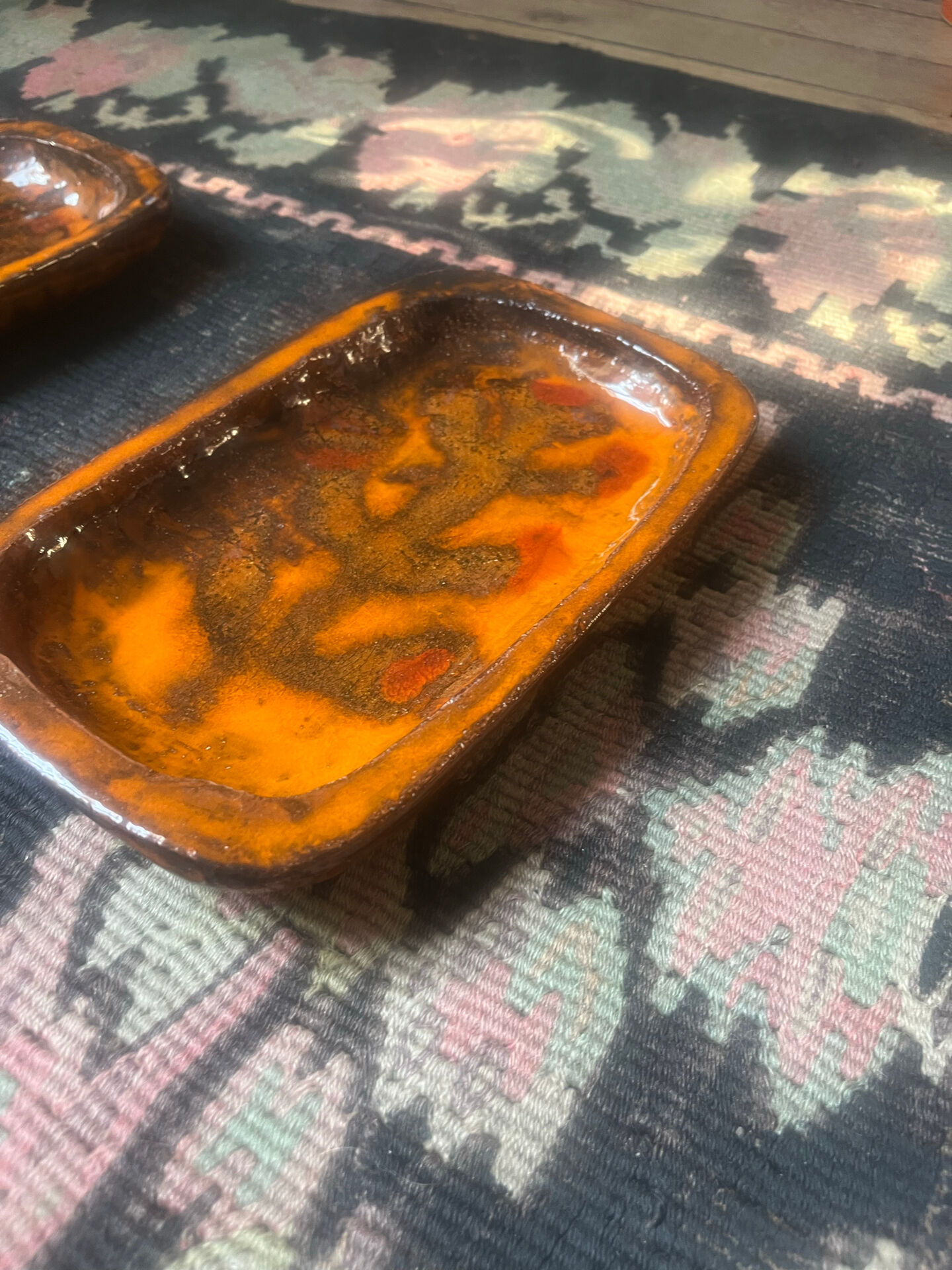 2 ceramic dishes in the Vallauris style from the 60s-70s.