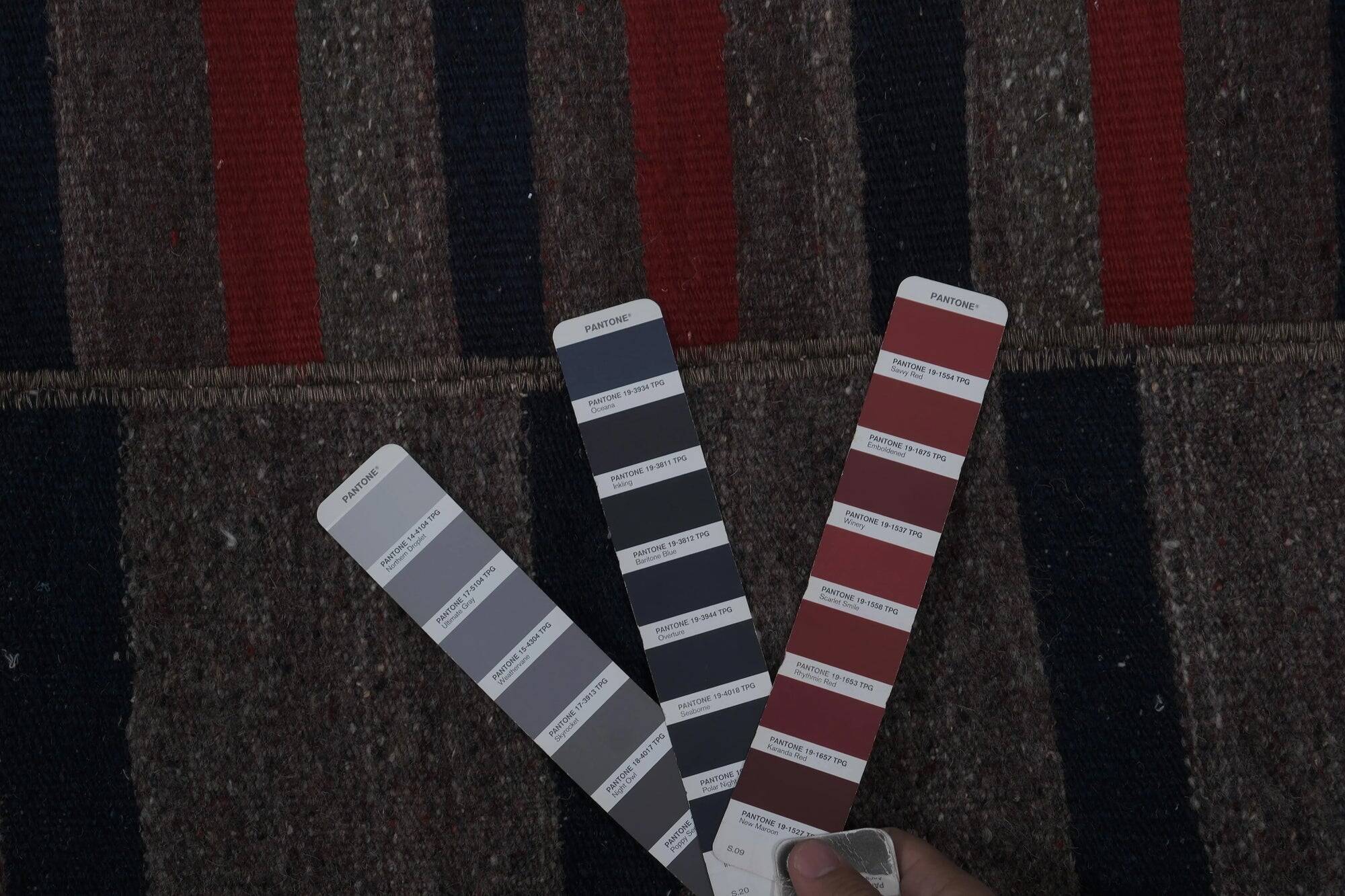 Vintage Turkish kilim handwoven 270x275 cm