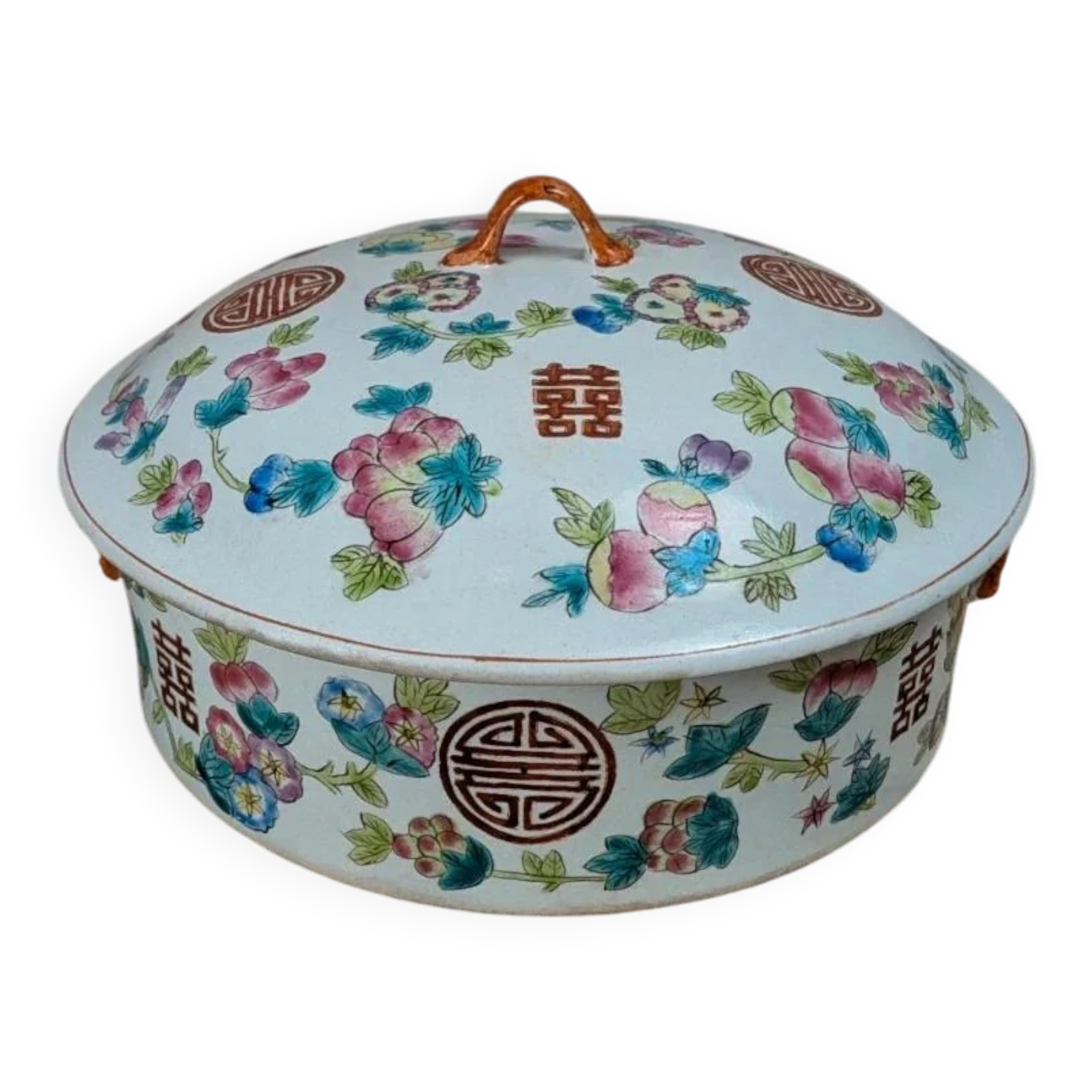 Ancient Chinese dish with lid