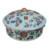 Ancient Chinese dish with lid