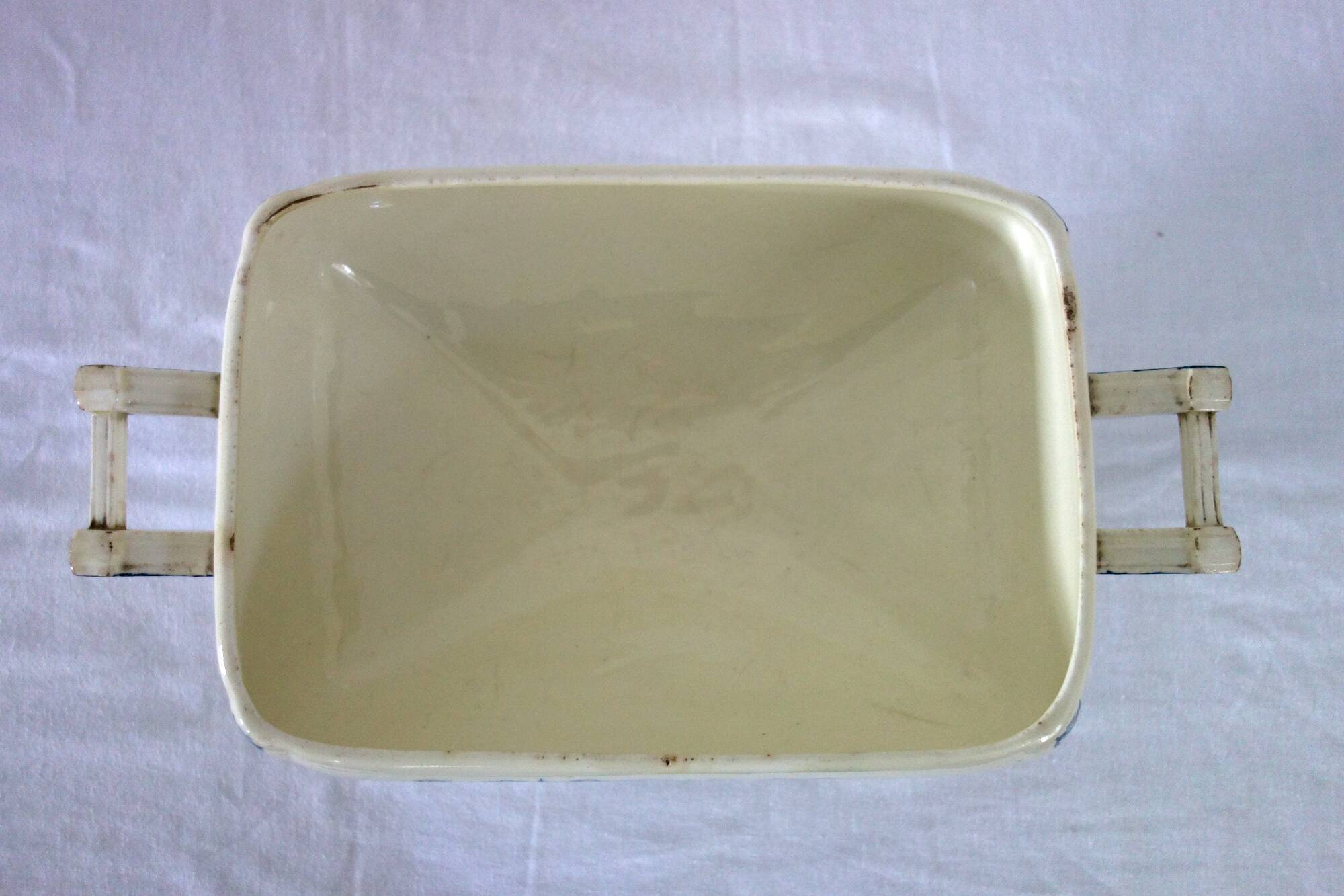 Large Renaissance earthenware tureen from Clairefontaine JS & Cie, 19th century.