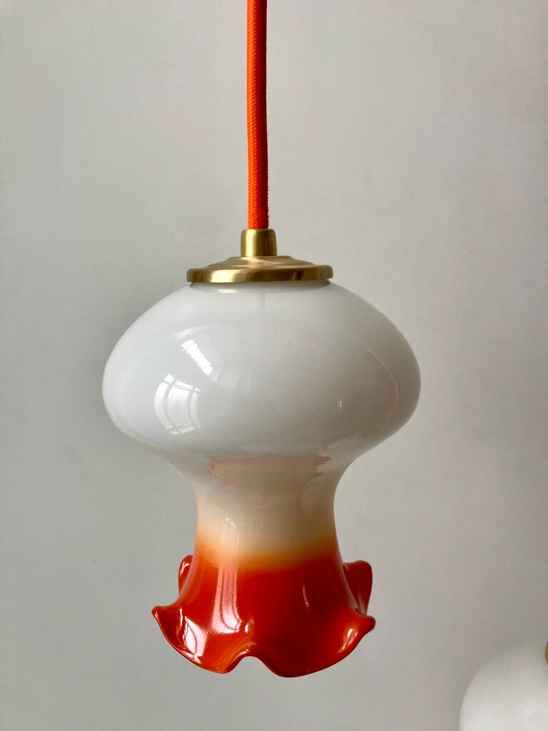 Set of 4 suspensions tulips in opaline orange gradient thread orange and white 70s