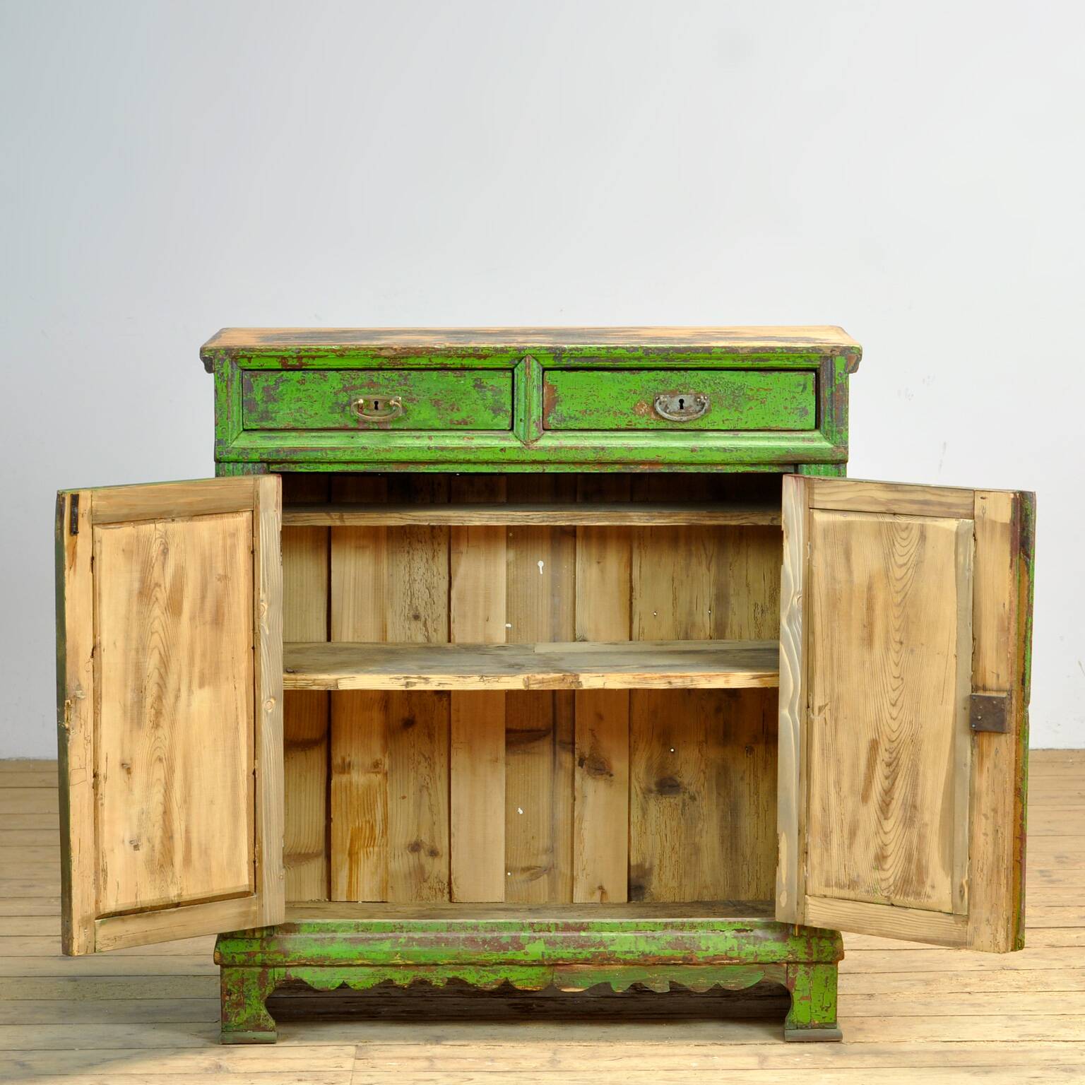 Commode en pin, années 1910