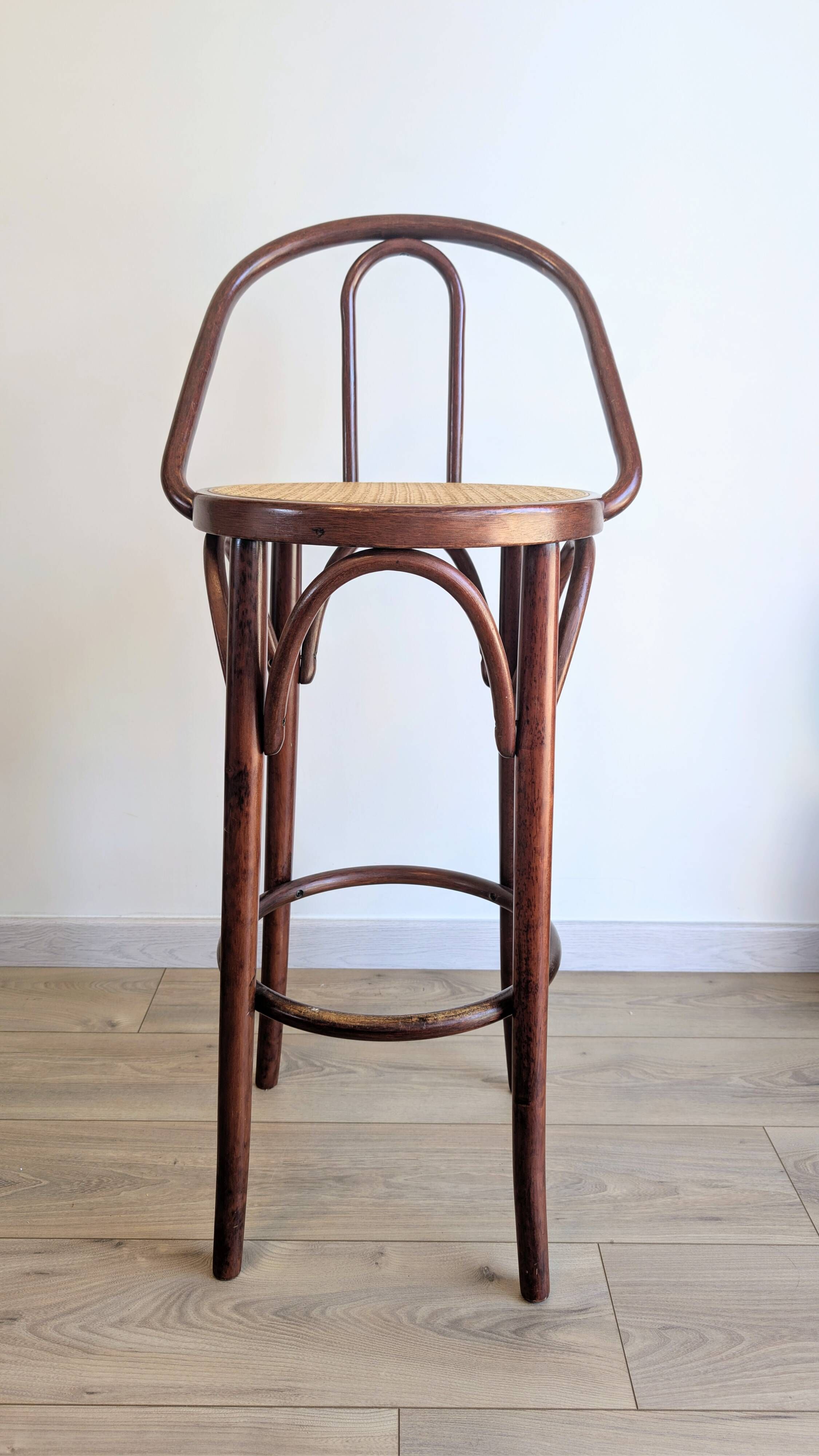 Bistro bar chair in curved wood and cane in Thonet style