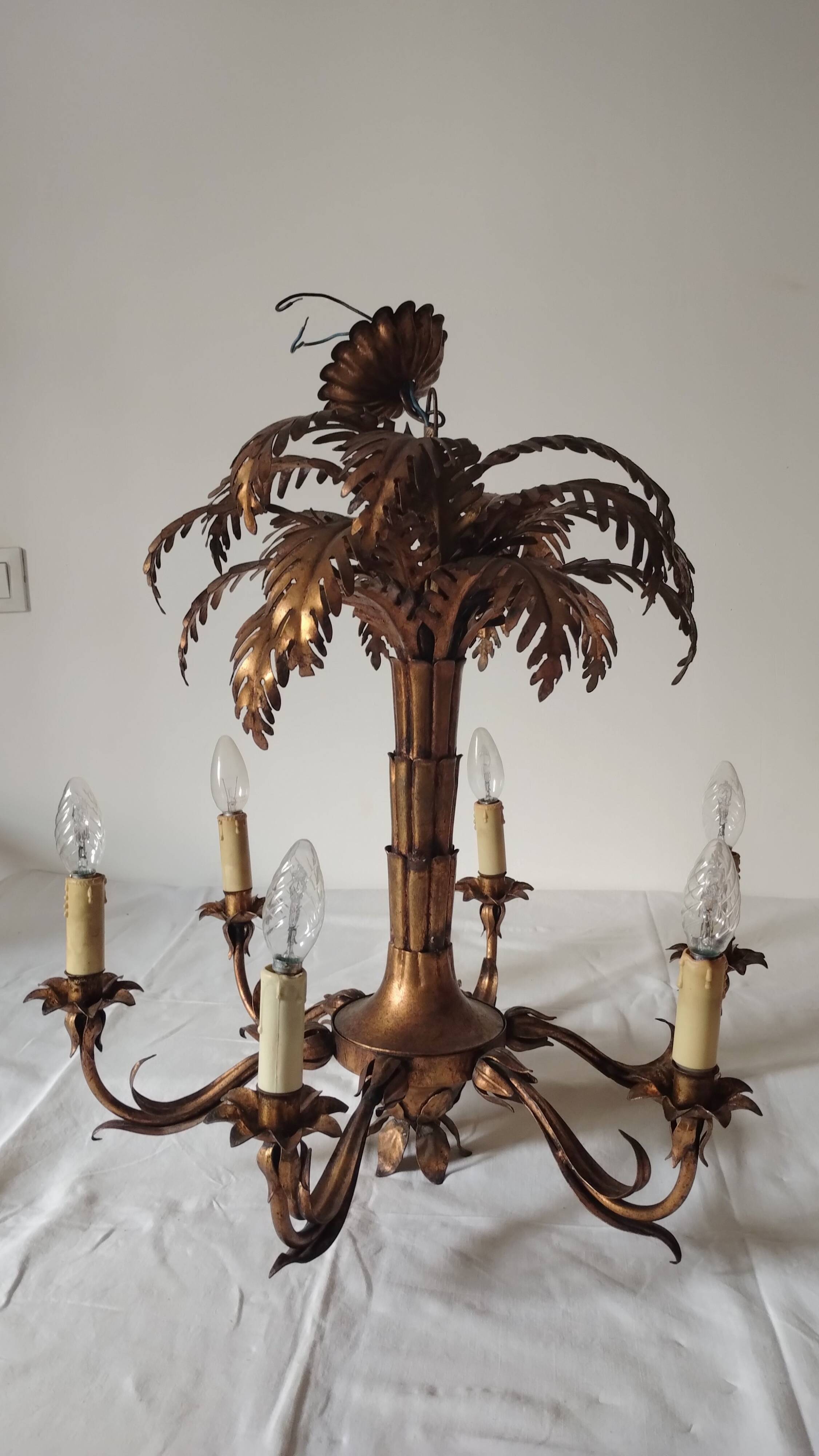 Vintage 1970s gold-tone metal palm tree chandelier with 6 arms