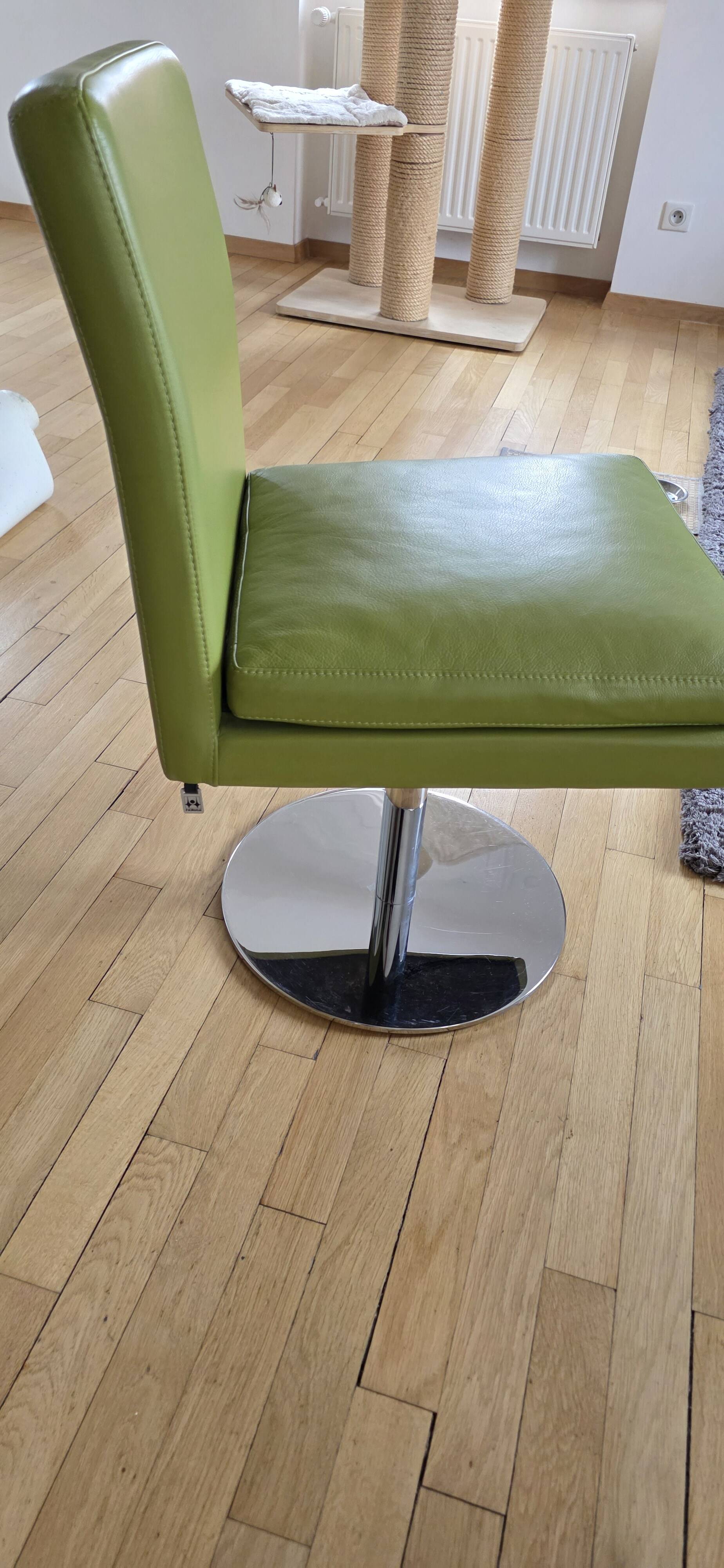 Hülsta leather armchair