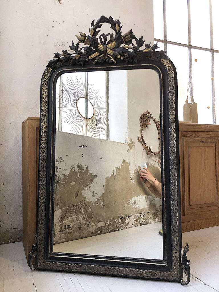 Louis Philippe mirror with pediment - 136x83cm