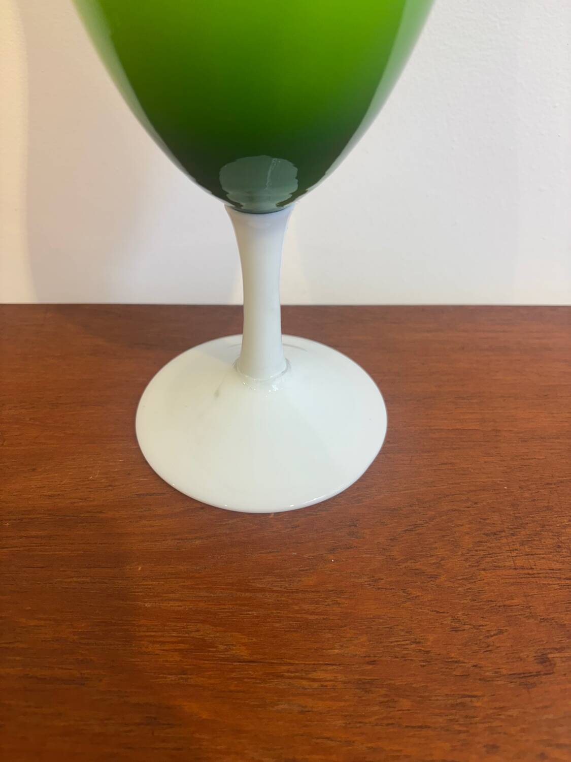 Vase en opaline d’Empoli vert