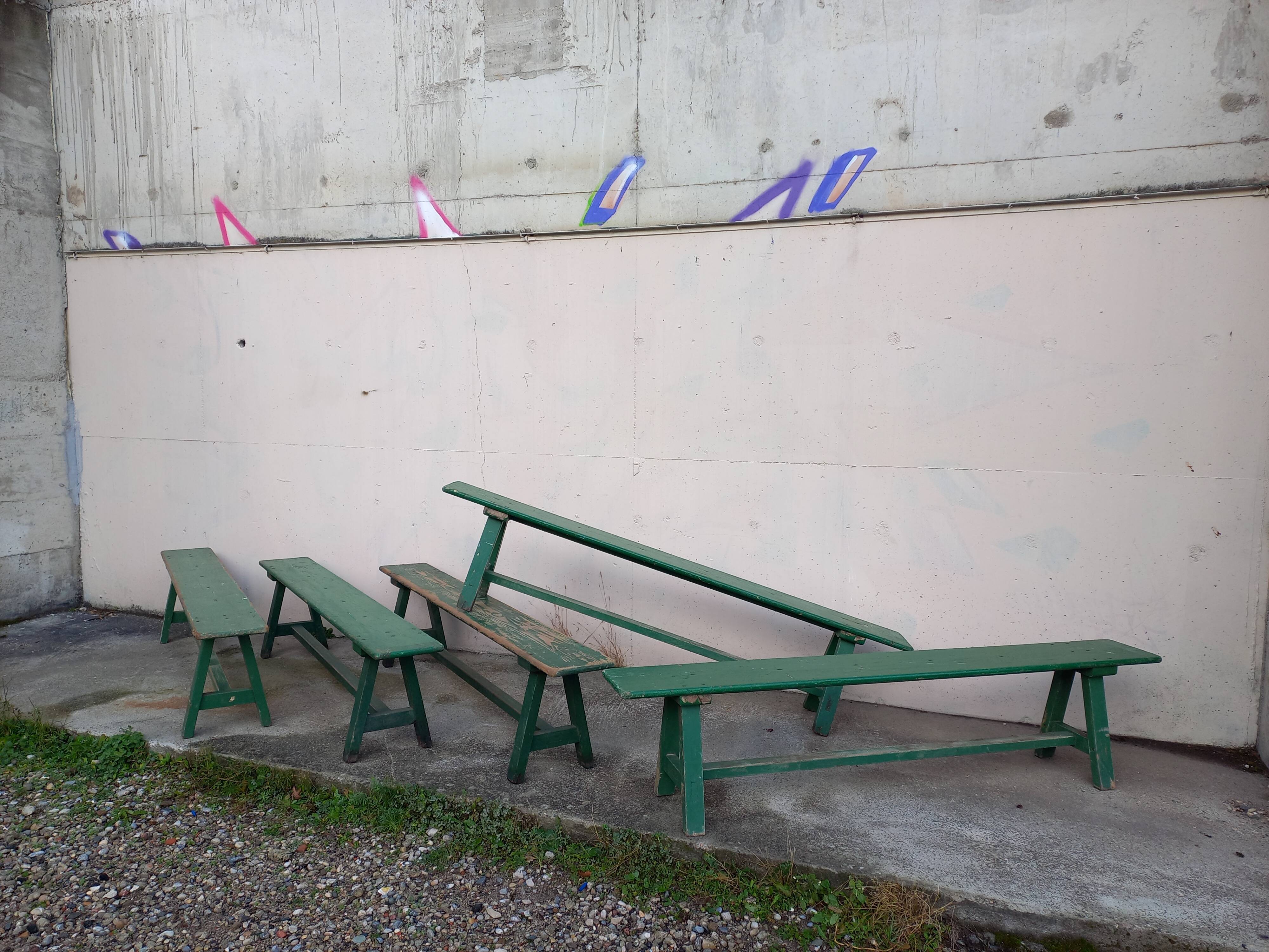 Benches of guinguettes, lot of 5