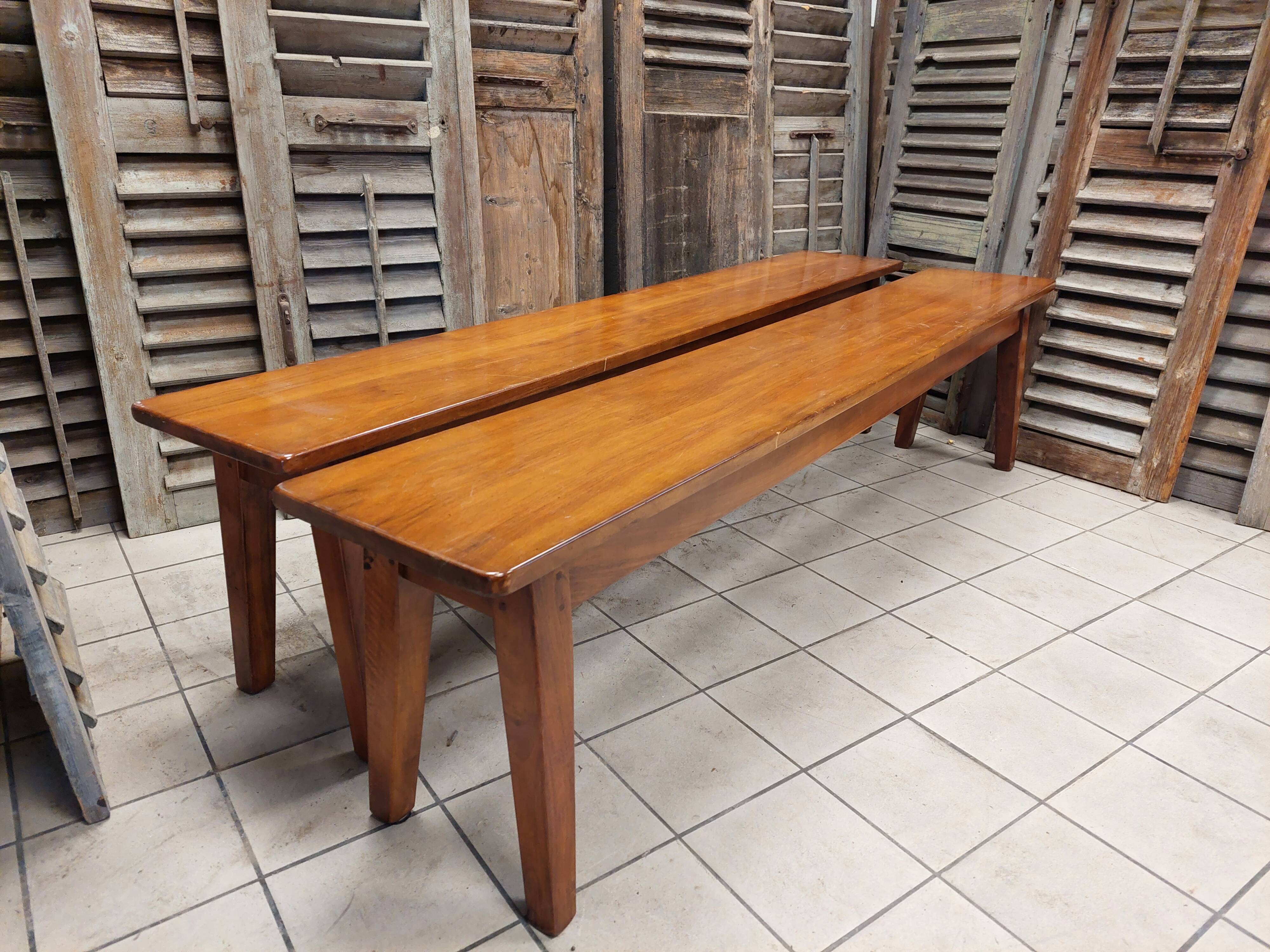 2 benches