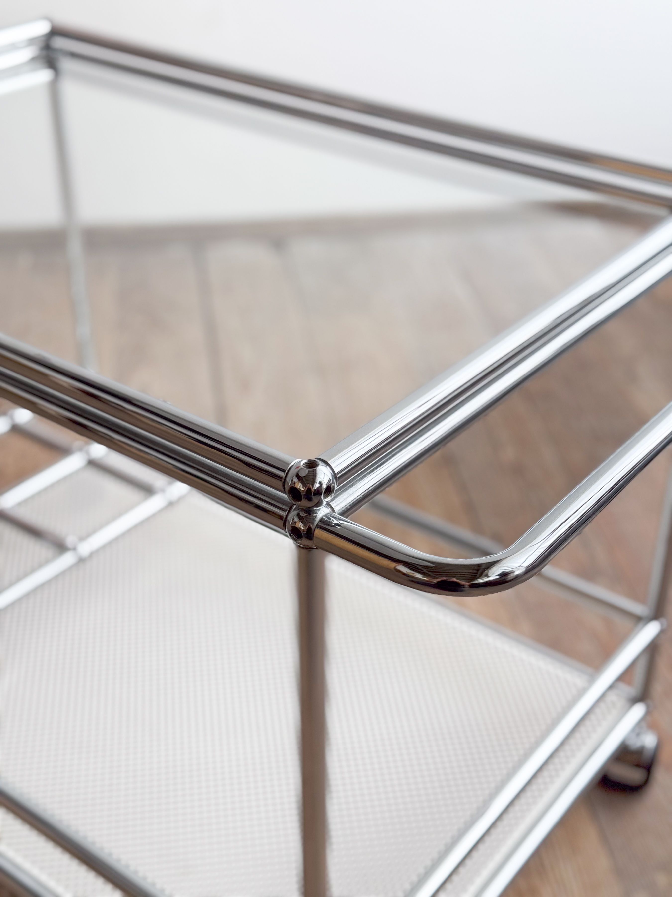 Chariot de service/ bar/ thé USM Haller, blanc et verre, Fritz Haller