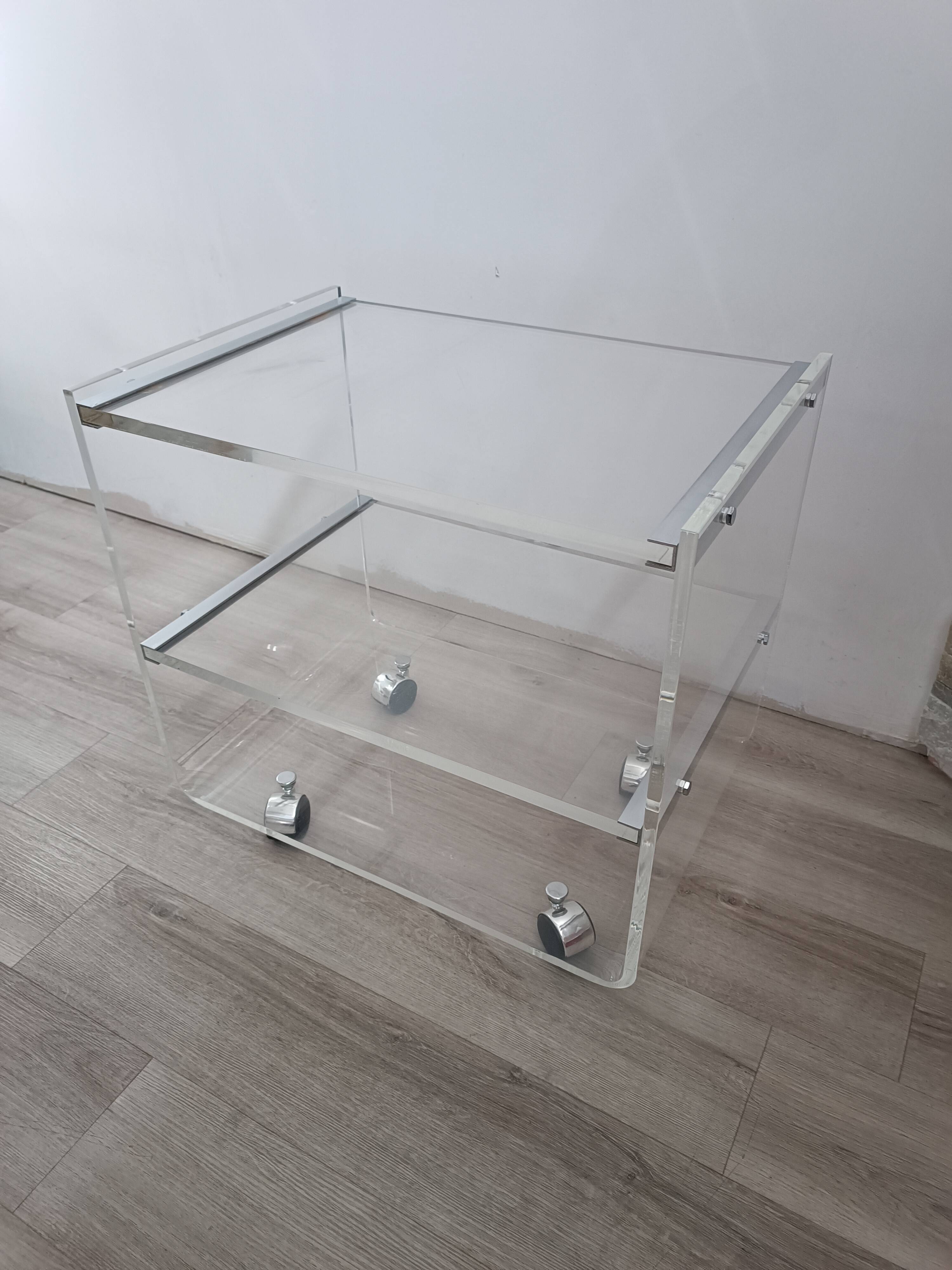 Table sur roulettes par David Lange pour Les invisibles du Marais 1970s
