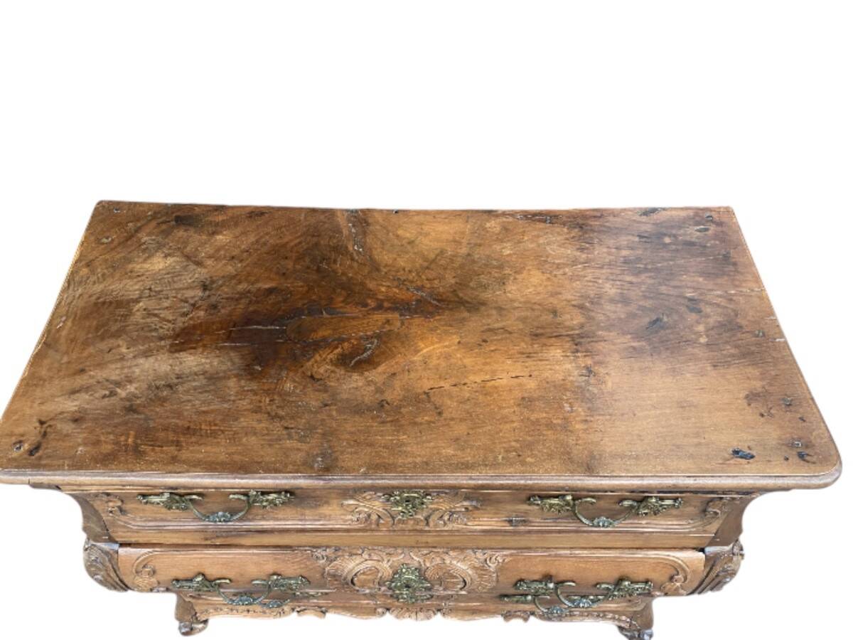 18th century bombé commode