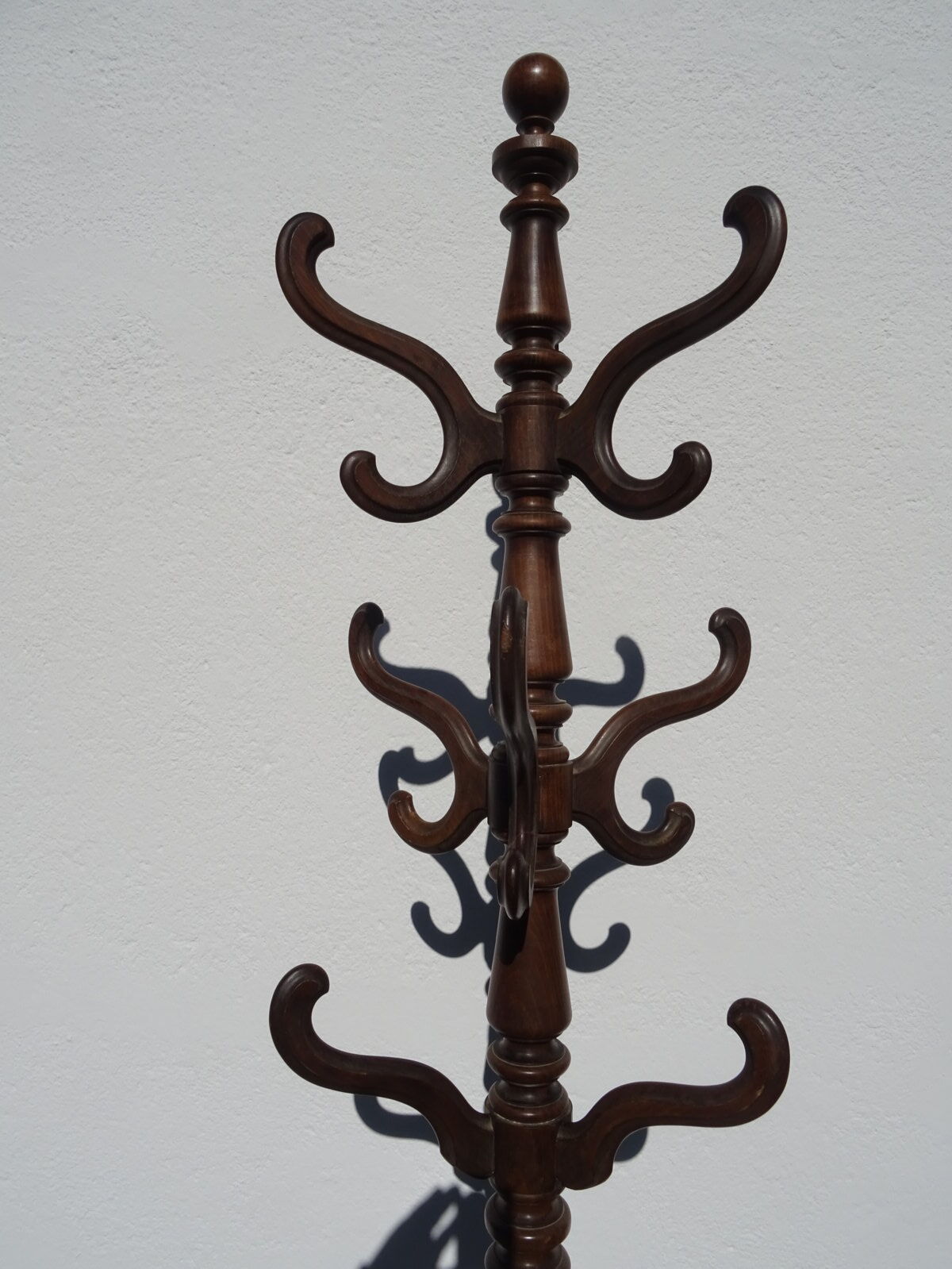 Zinc standing bistro coat door