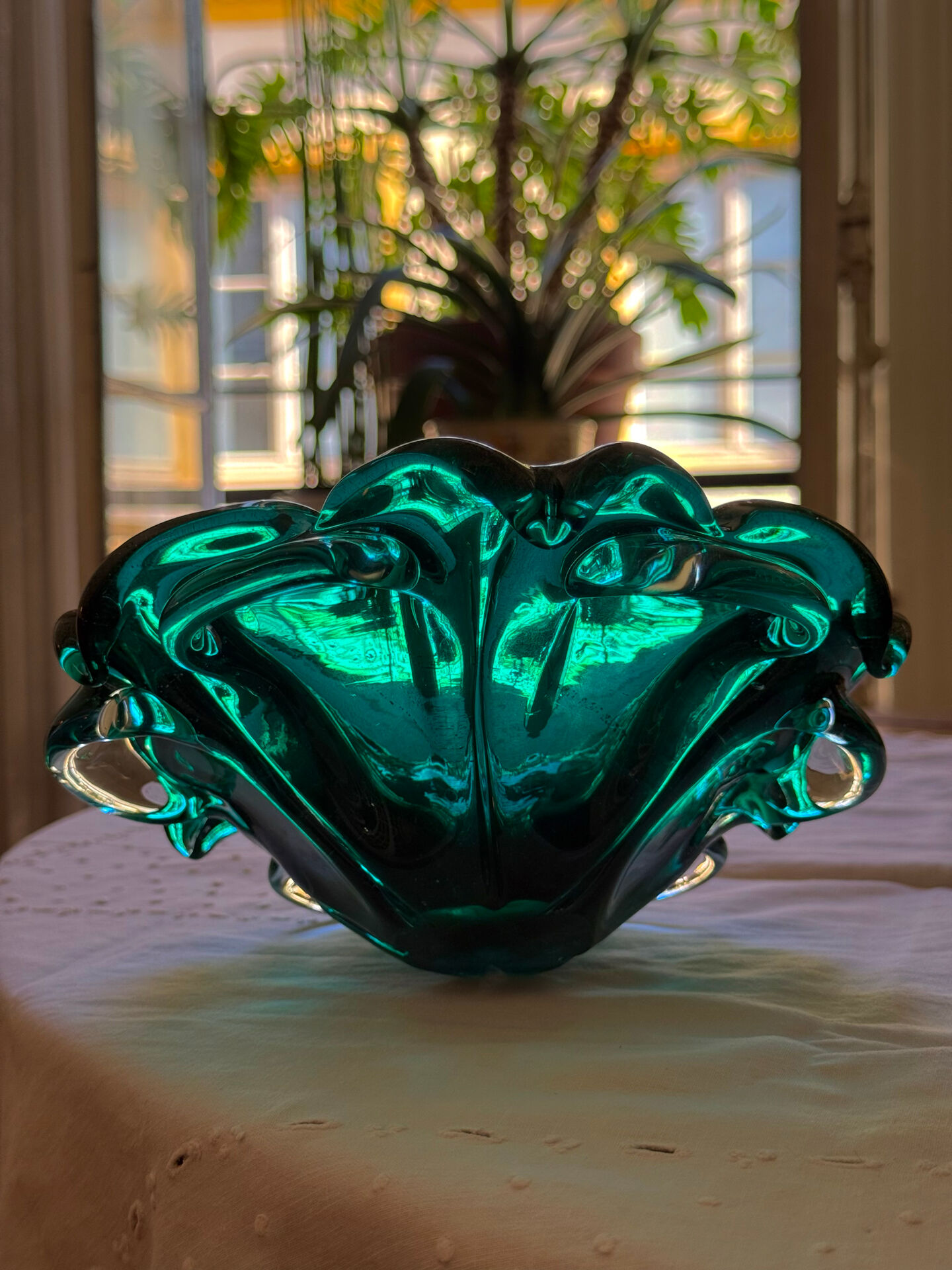 Bowl / pocket emptier / glass centrepiece in Murano style from the 1970s.