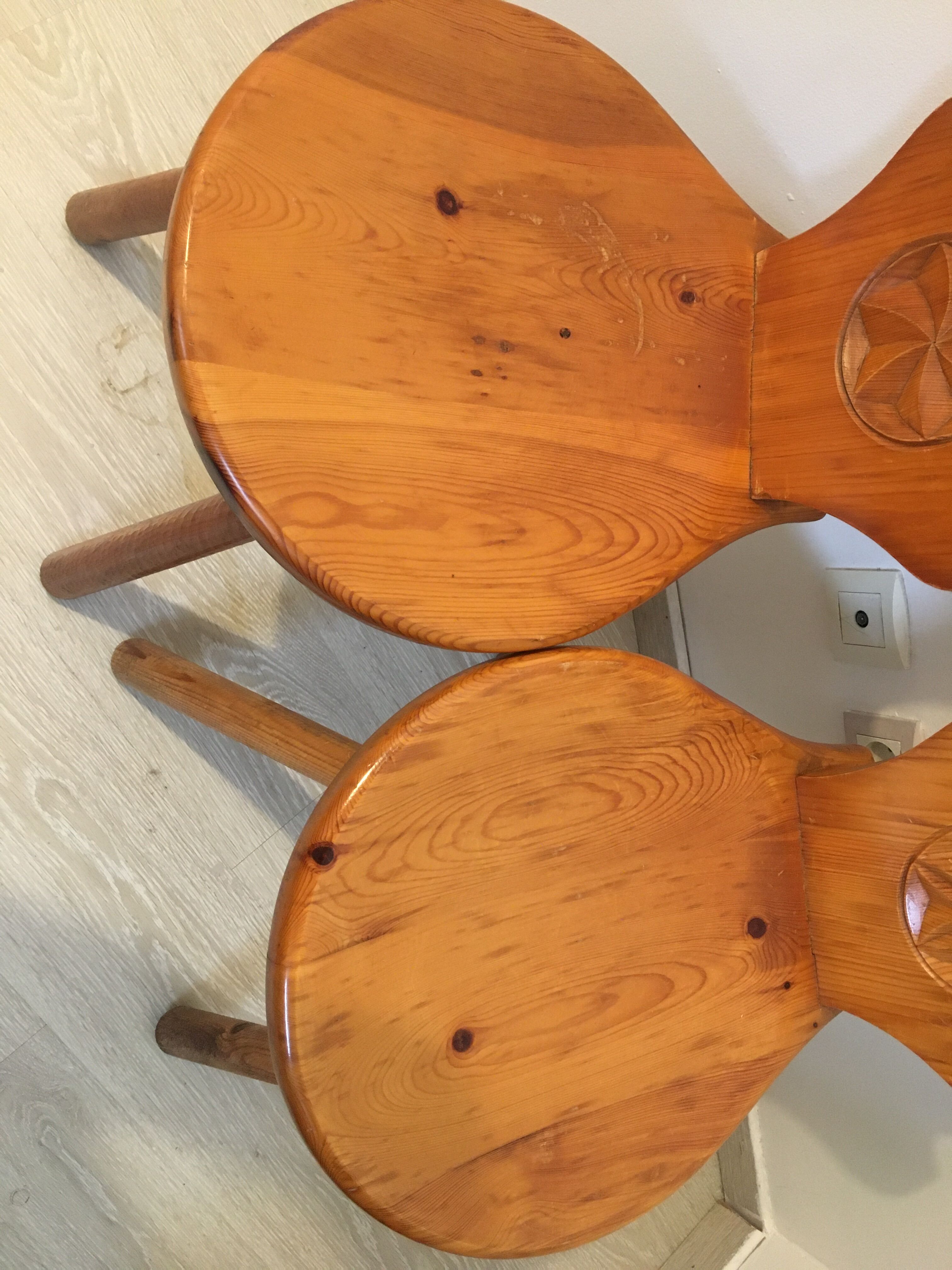Mountain pine wood chairs