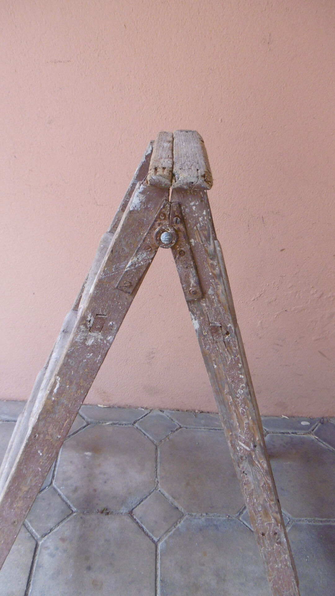 Painter's old steplady