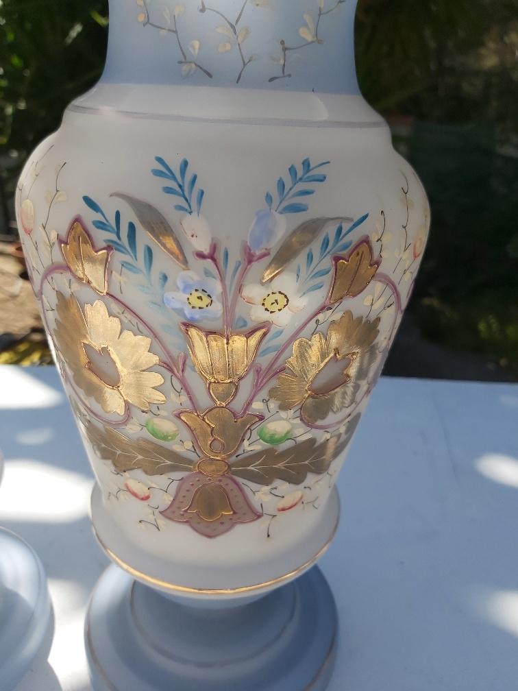 Paire de vases en opaline romantique Napoléon III