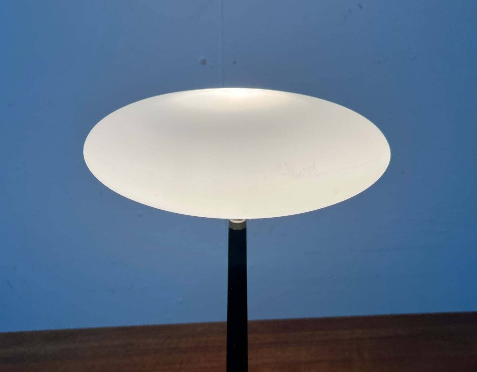 Pao T1 black table lamp, postmodern Italian model by Matteo Thun for Arteluce, 1990s.