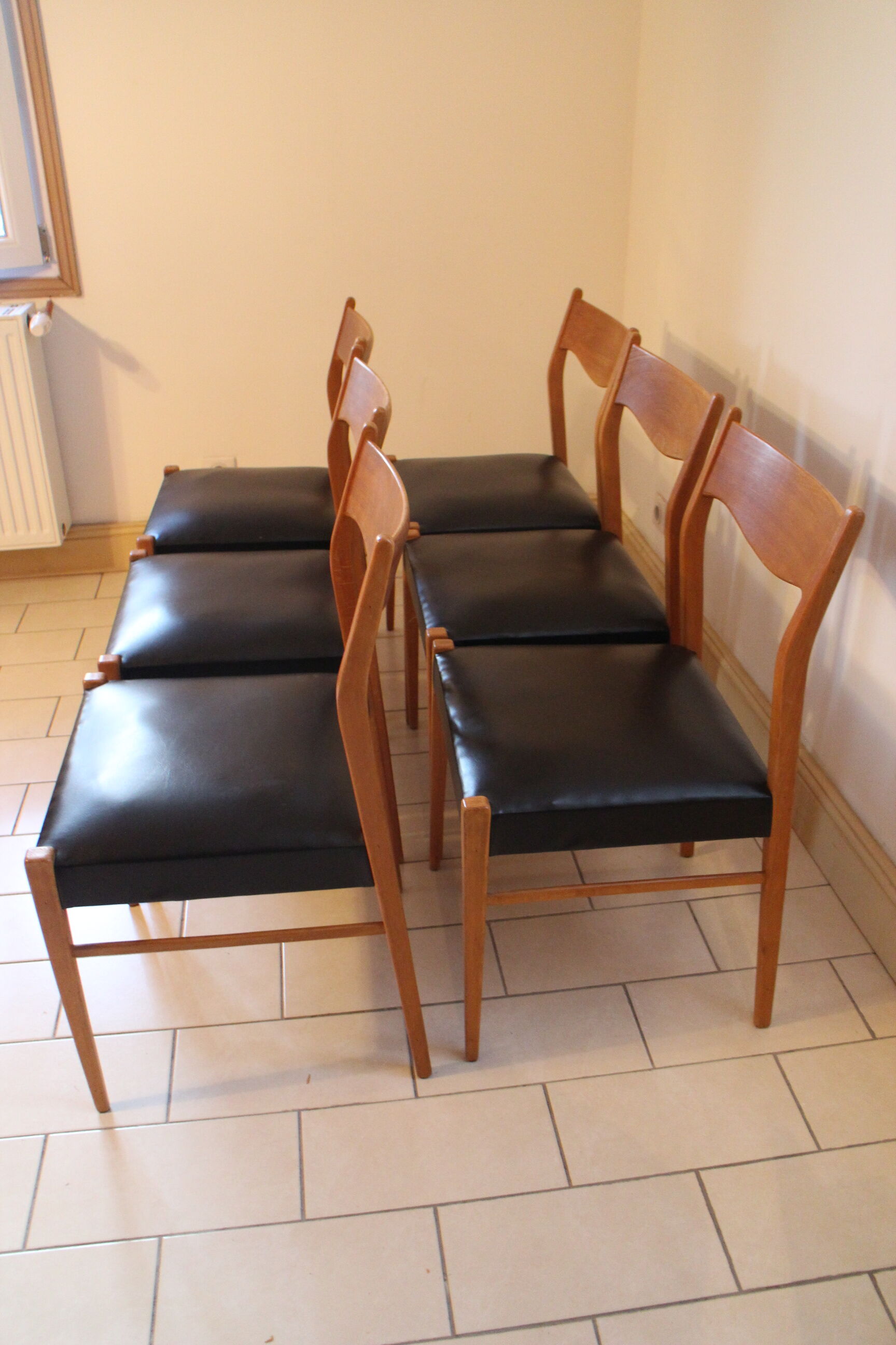 Series of 6 Scandinavian chairs in teak and skaÏ