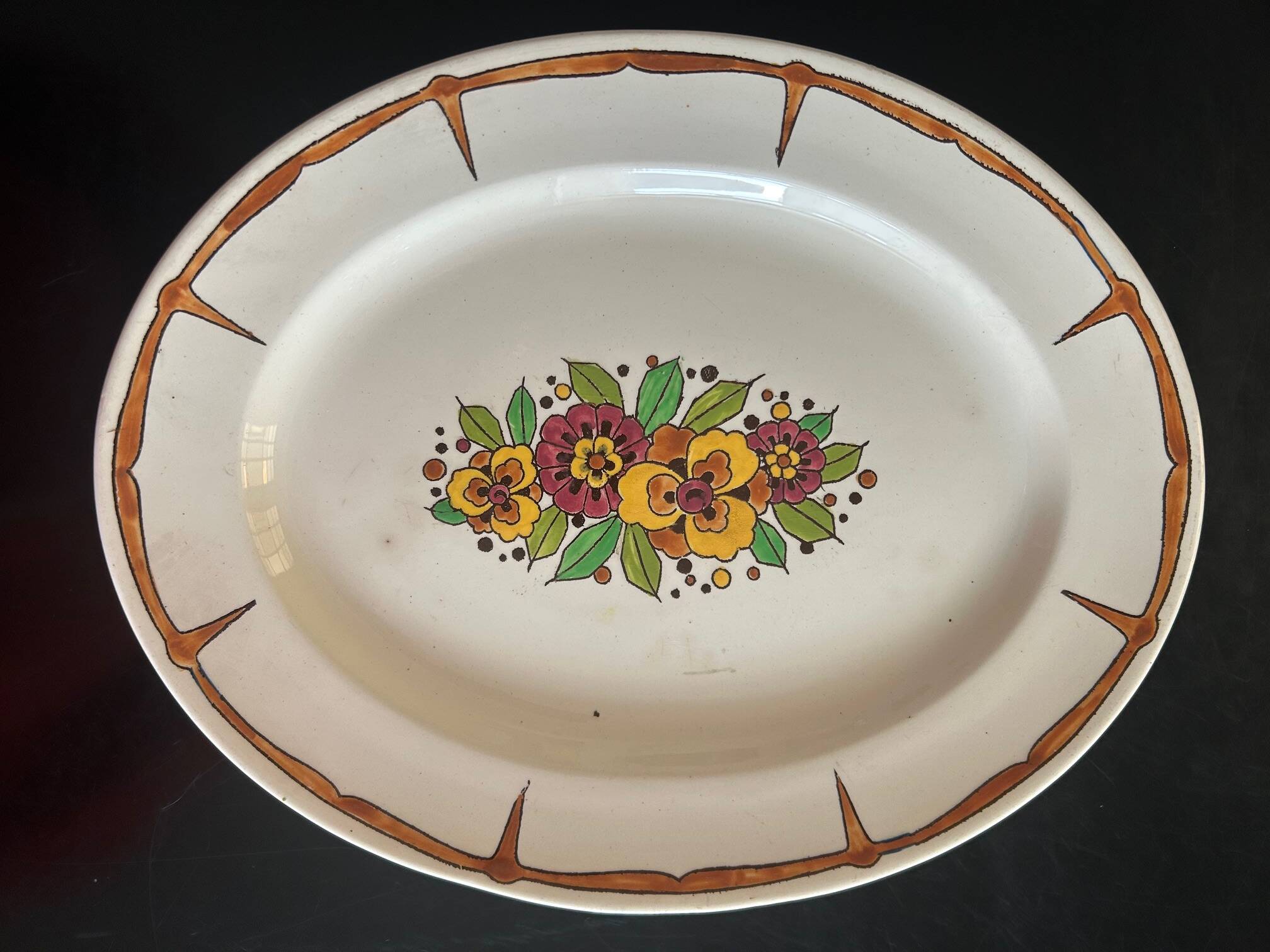 Set of art deco dishes boch fréres la louviére