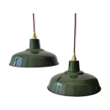 Duo of suspensions in green enamelled sheet metal