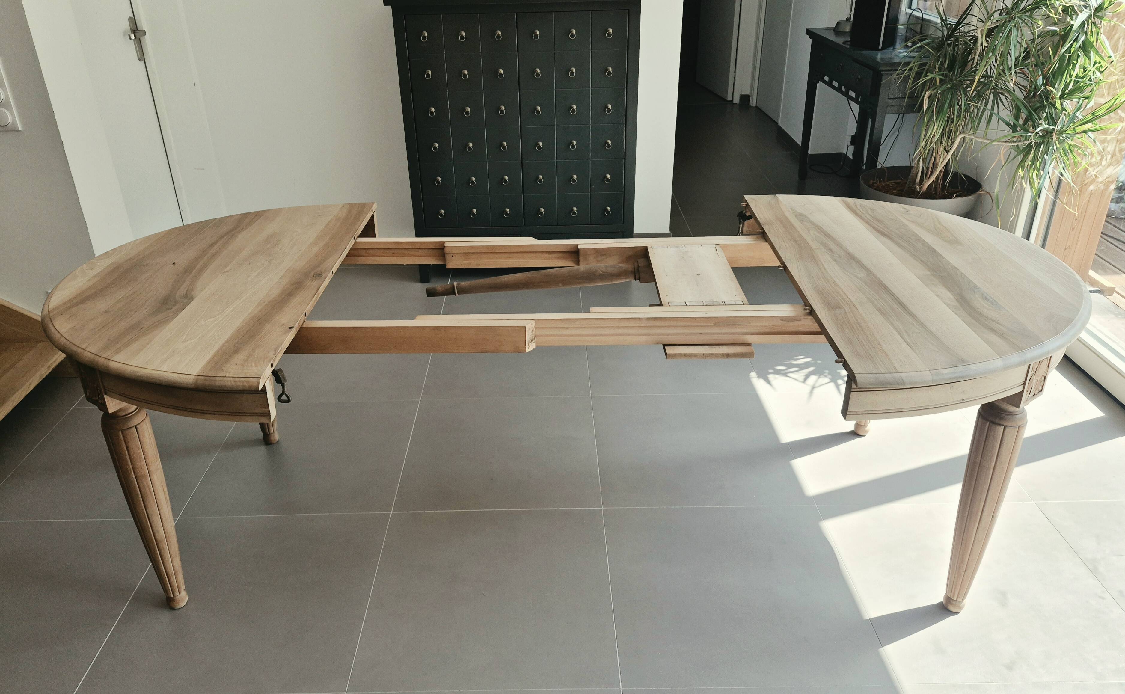 Table ronde extensible art déco