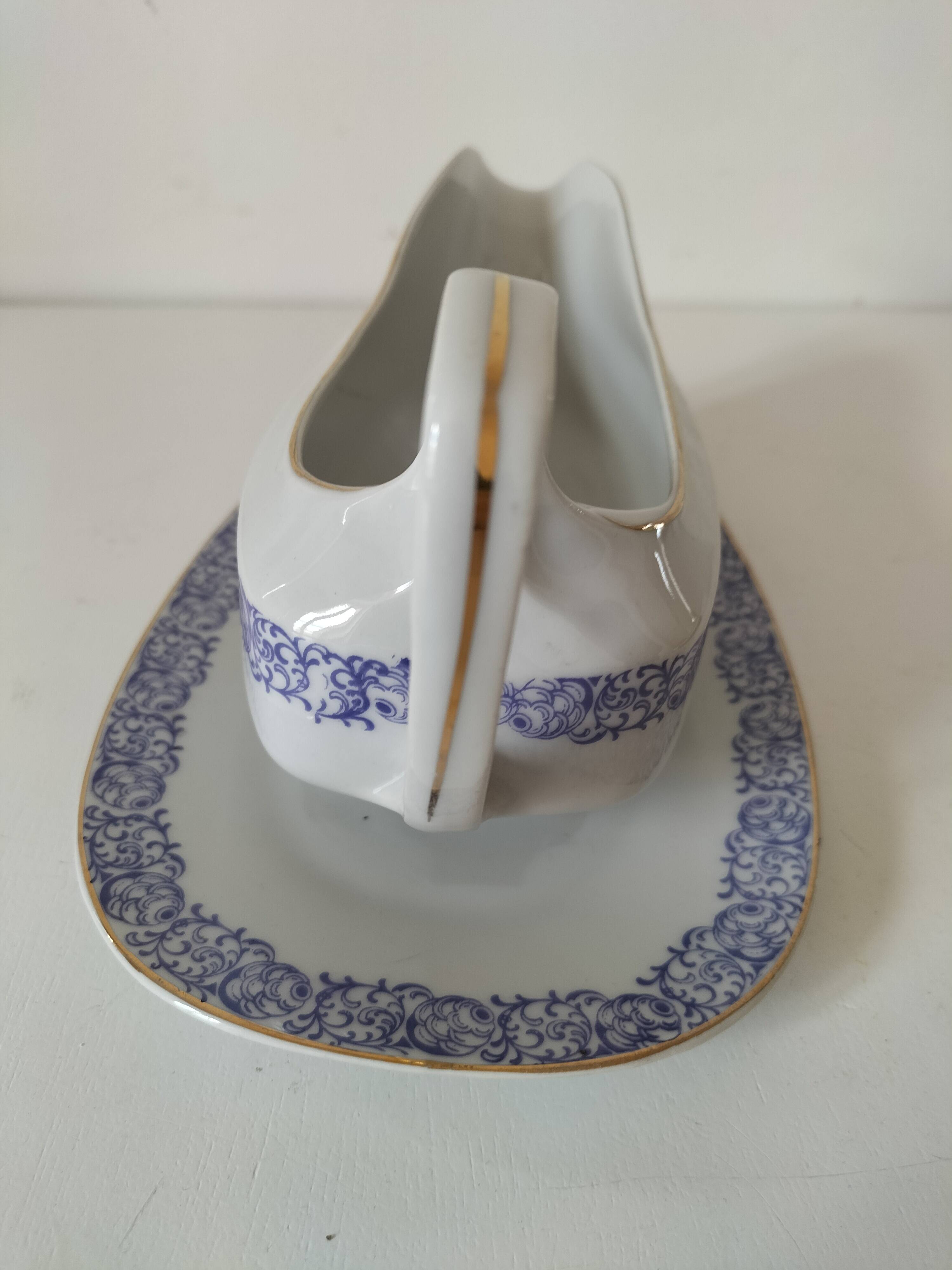 Bavaria H.J.Co porcelain sauce boat purple 1920–30