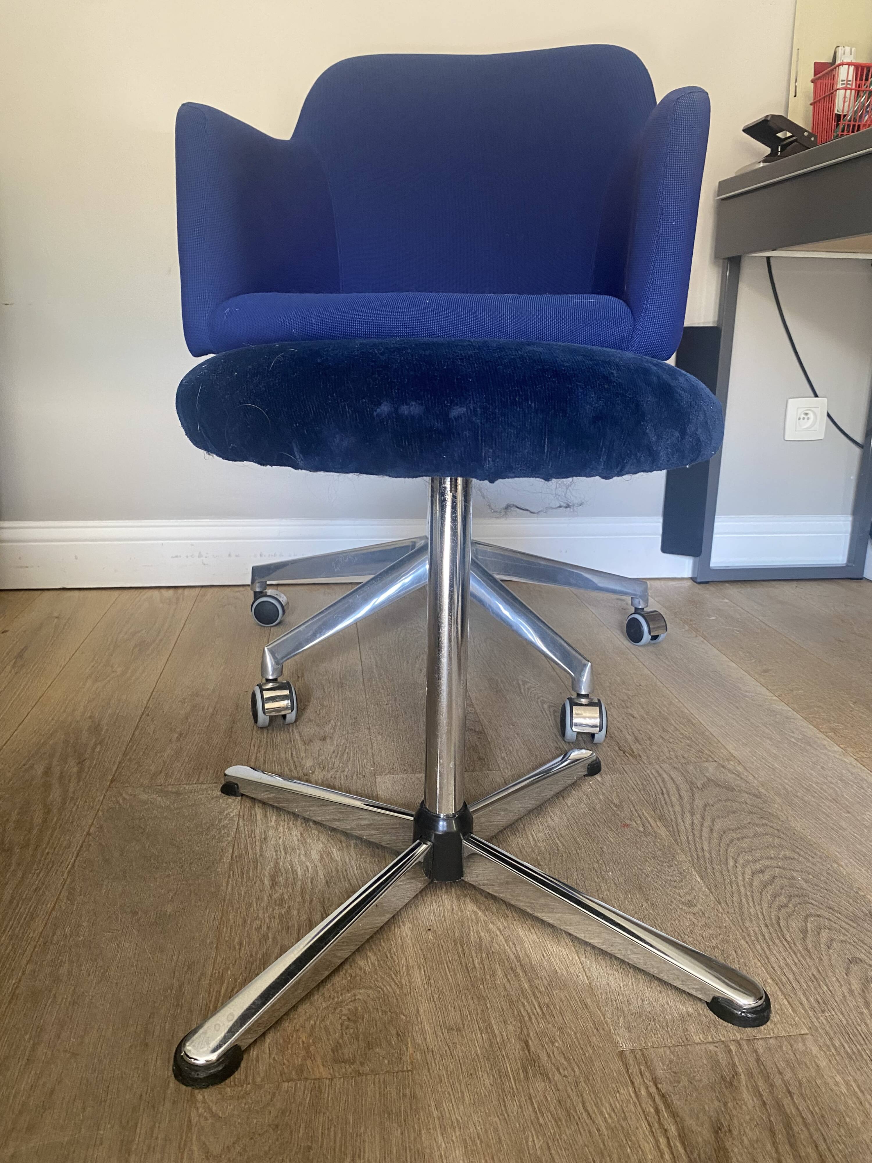 Designer office chair