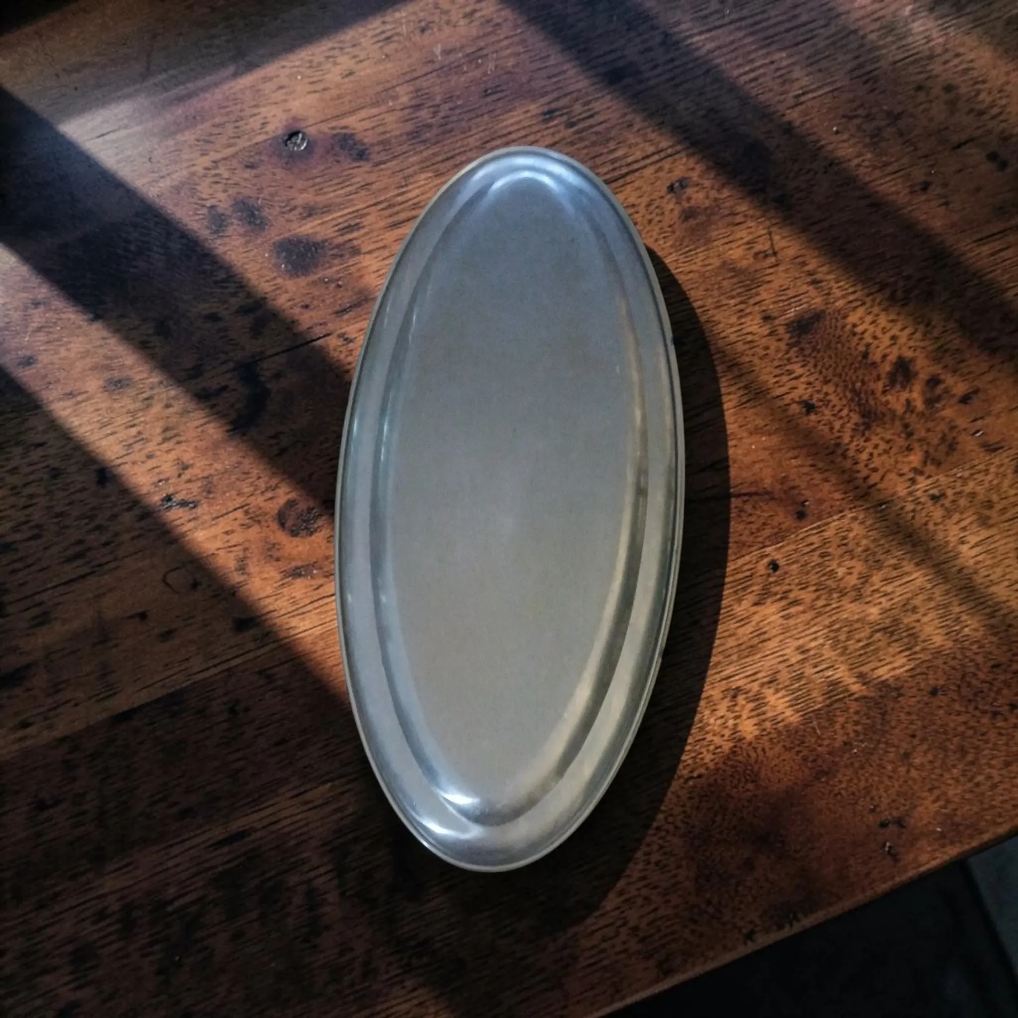 Large oval fish platter in silver-plated metal 58 x 26 cm