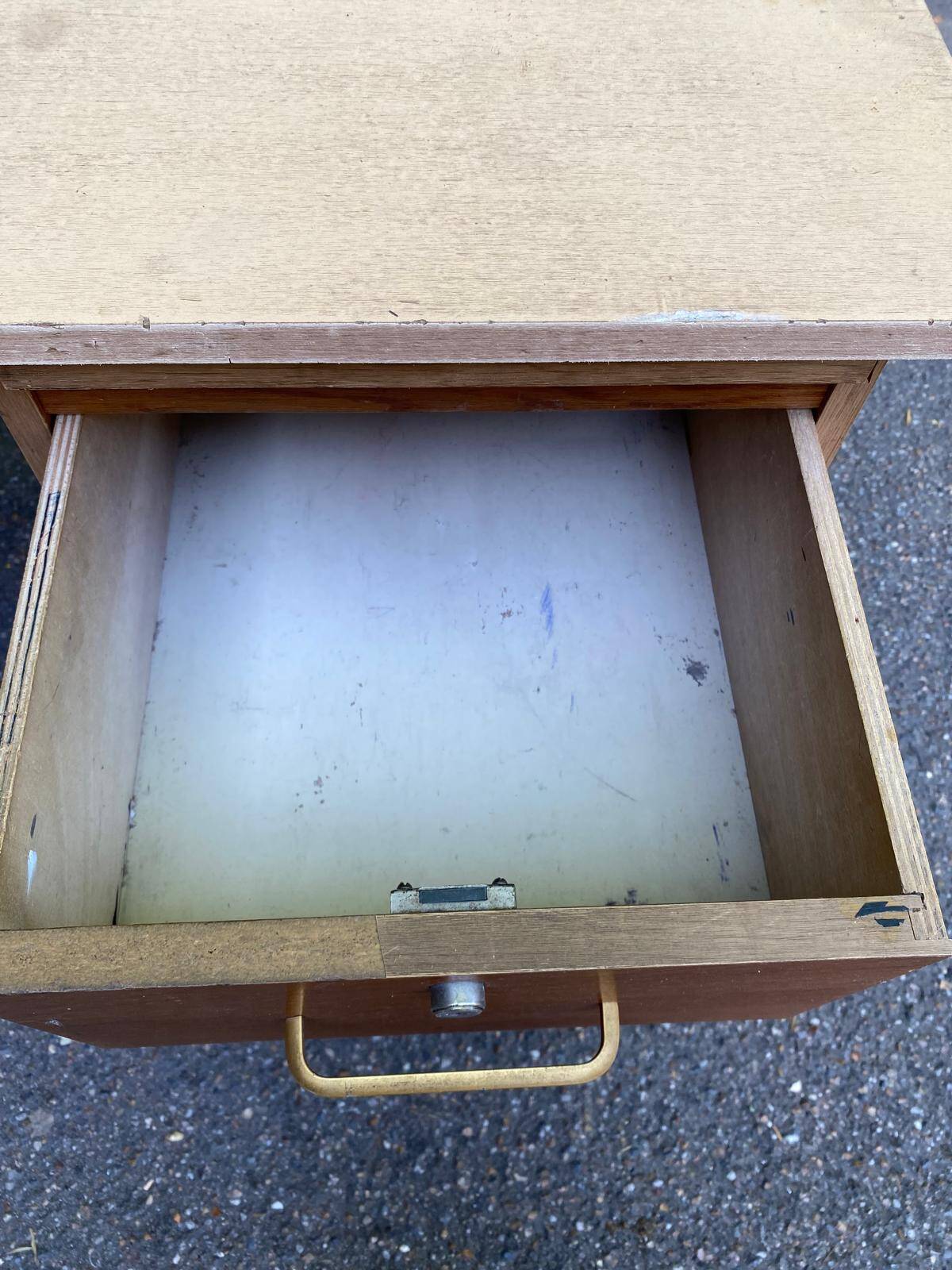Bureau scandinave vintage en bois des années 70