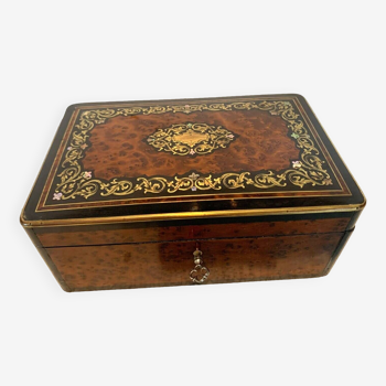 Jewelry box in cedar burl and brass marquetry engraved with Napoleon III